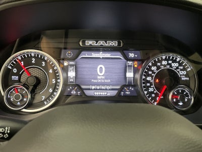 2022 RAM 1500 Laramie Crew Cab 4x4 6'4' Box