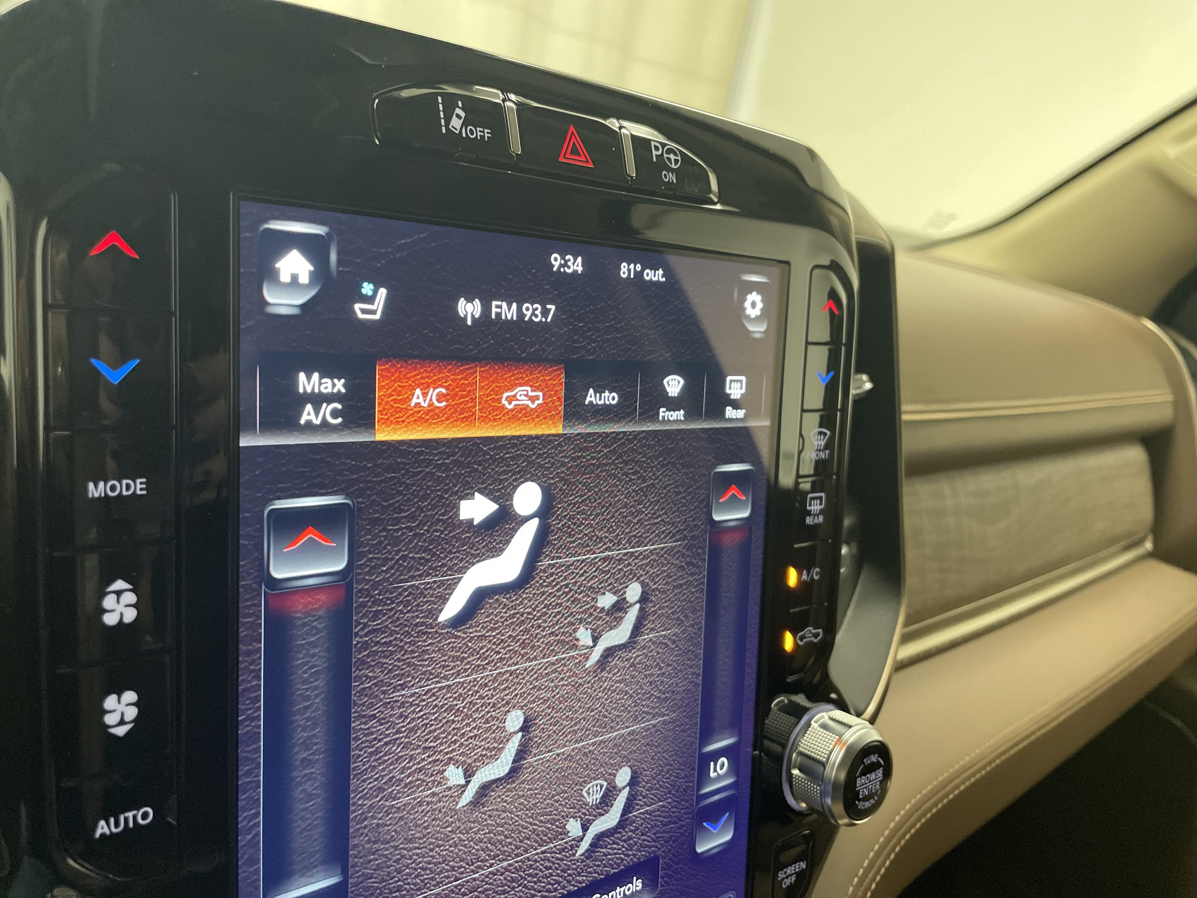 2020 RAM 1500 Laramie Longhorn Crew Cab 4x4 6'4' Box