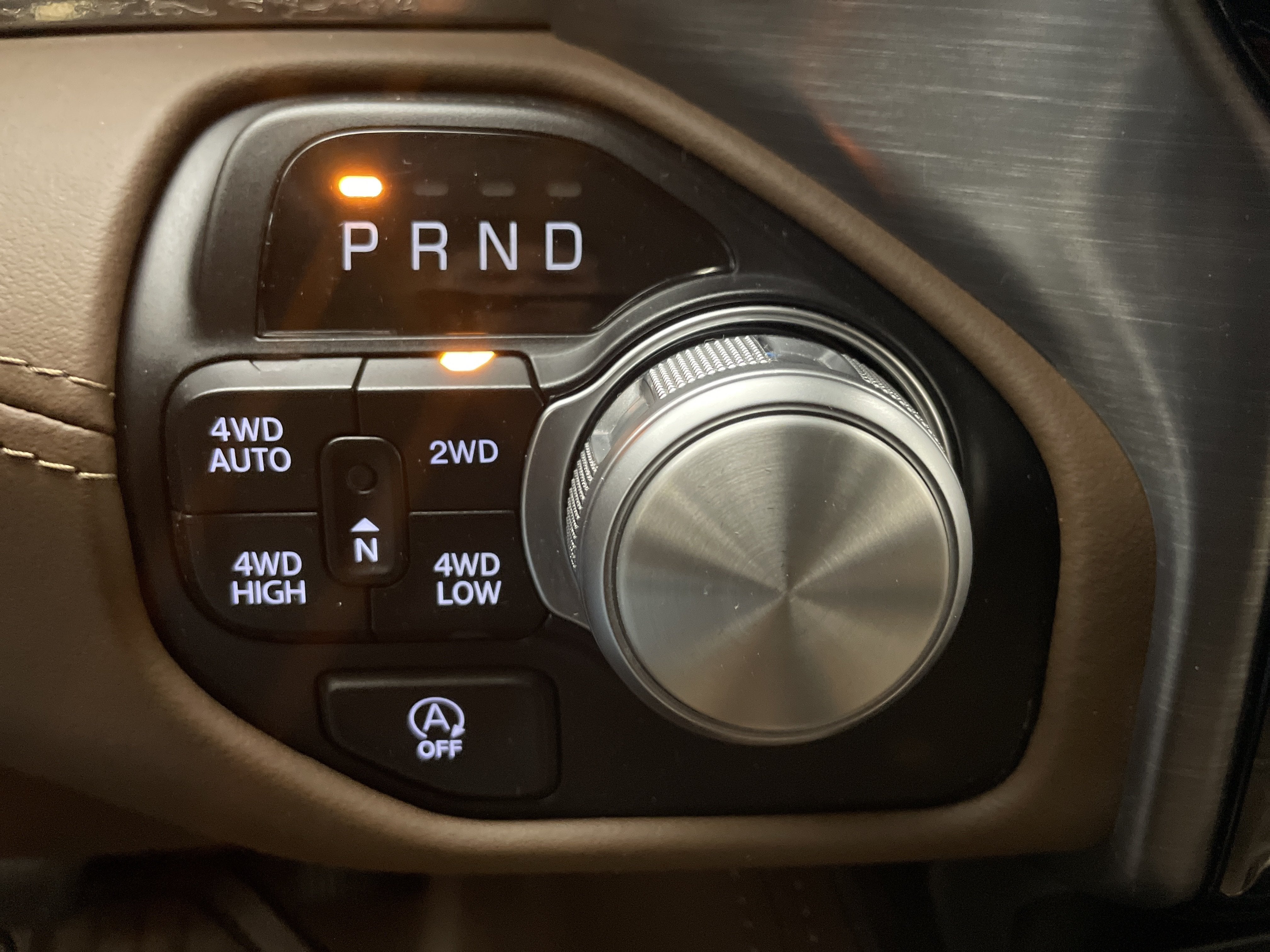2020 RAM 1500 Laramie Longhorn Crew Cab 4x4 6'4' Box