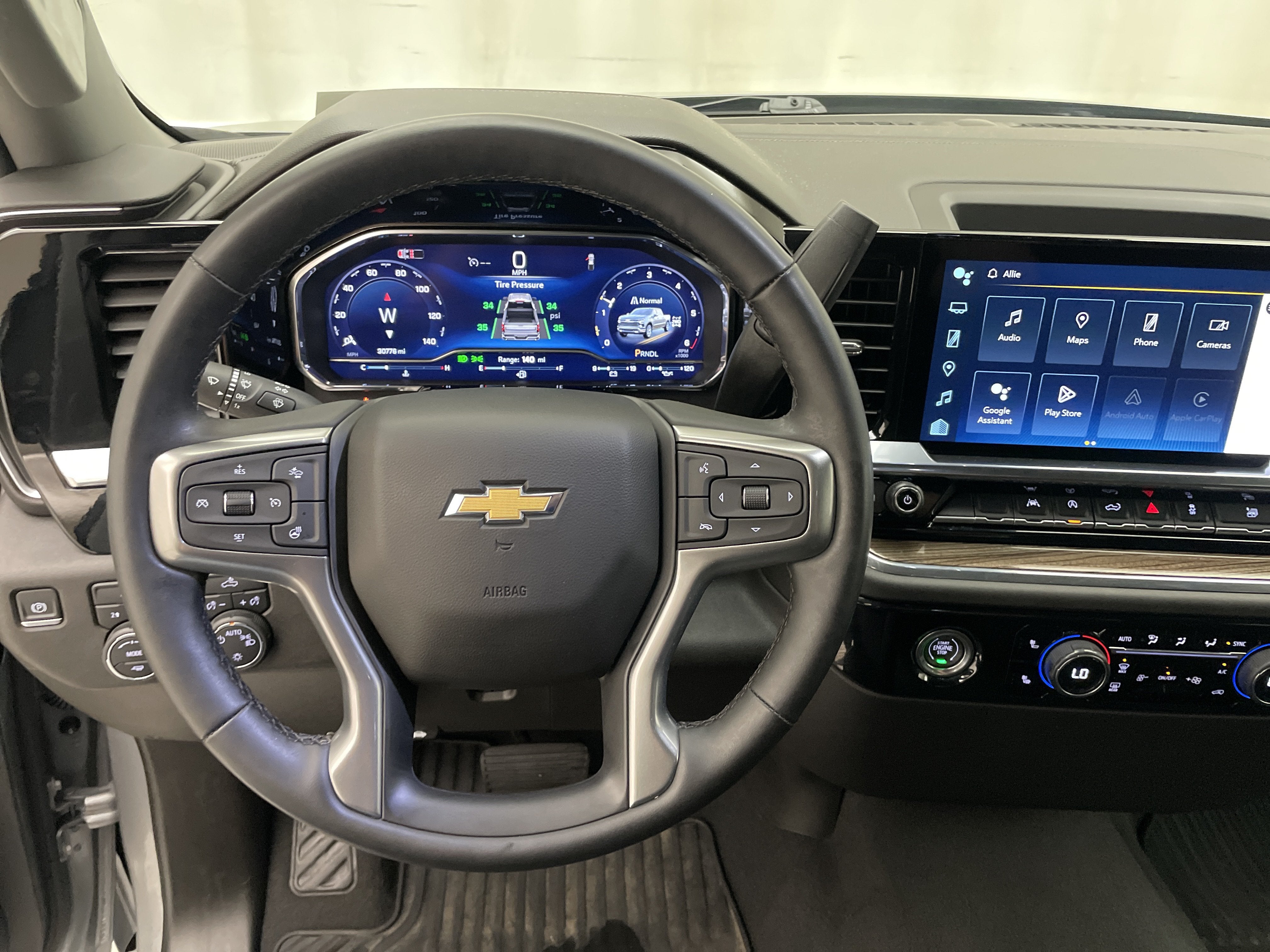 2024 Chevrolet Silverado 1500 4WD Crew Cab Short Bed LT with 2FL