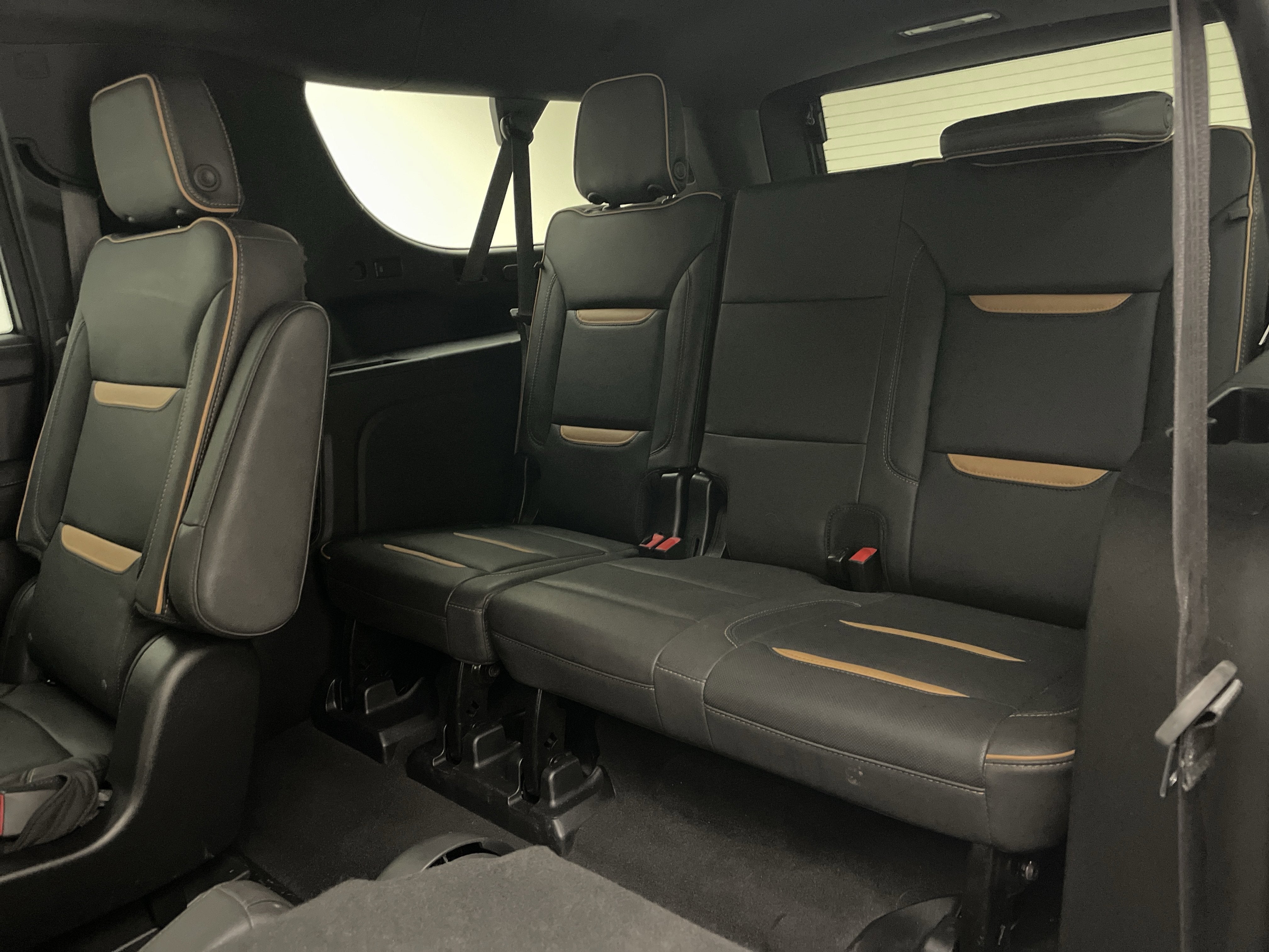 2023 GMC Yukon XL AT4