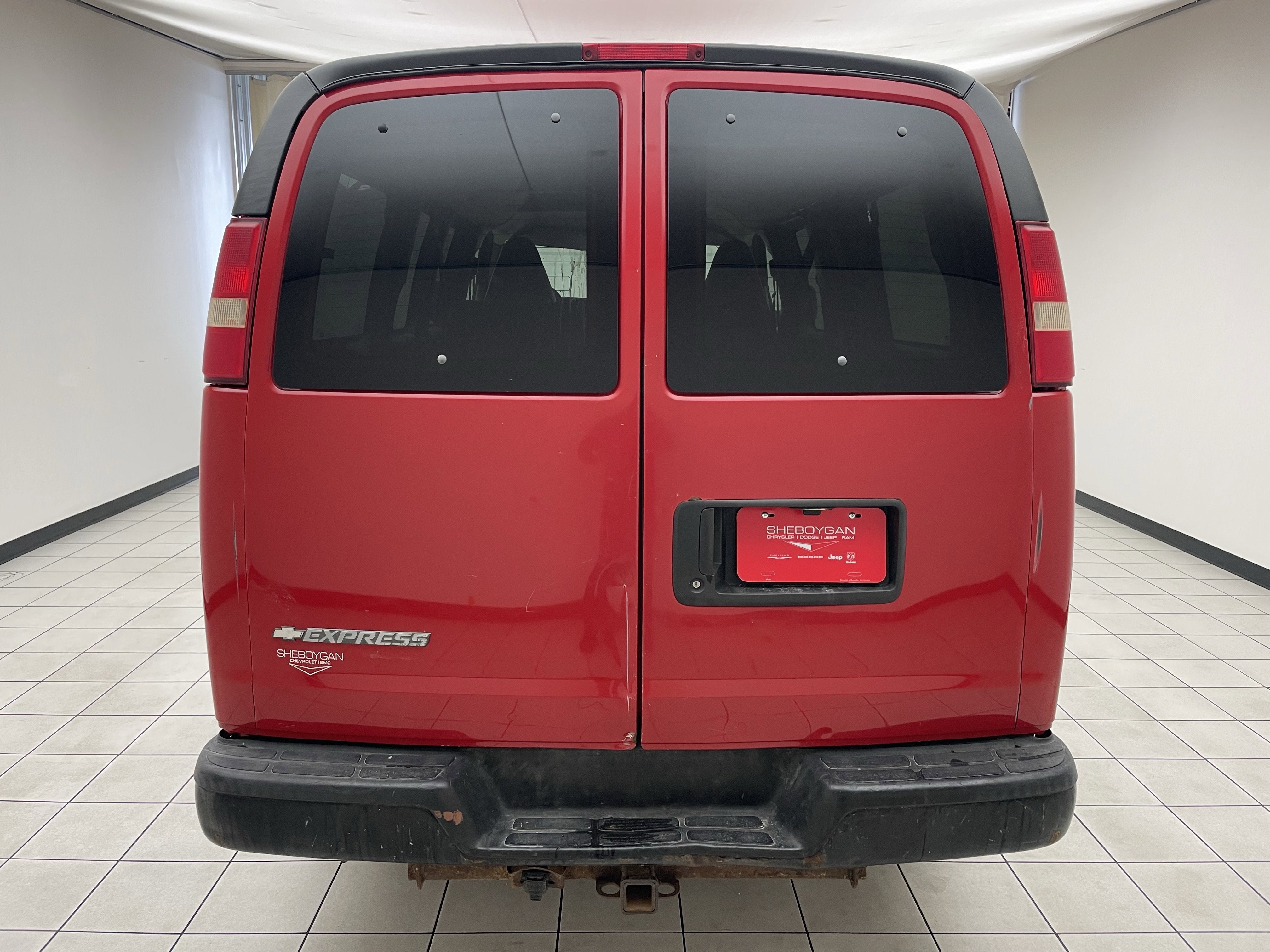 2009 Chevrolet Express Passenger Work Van
