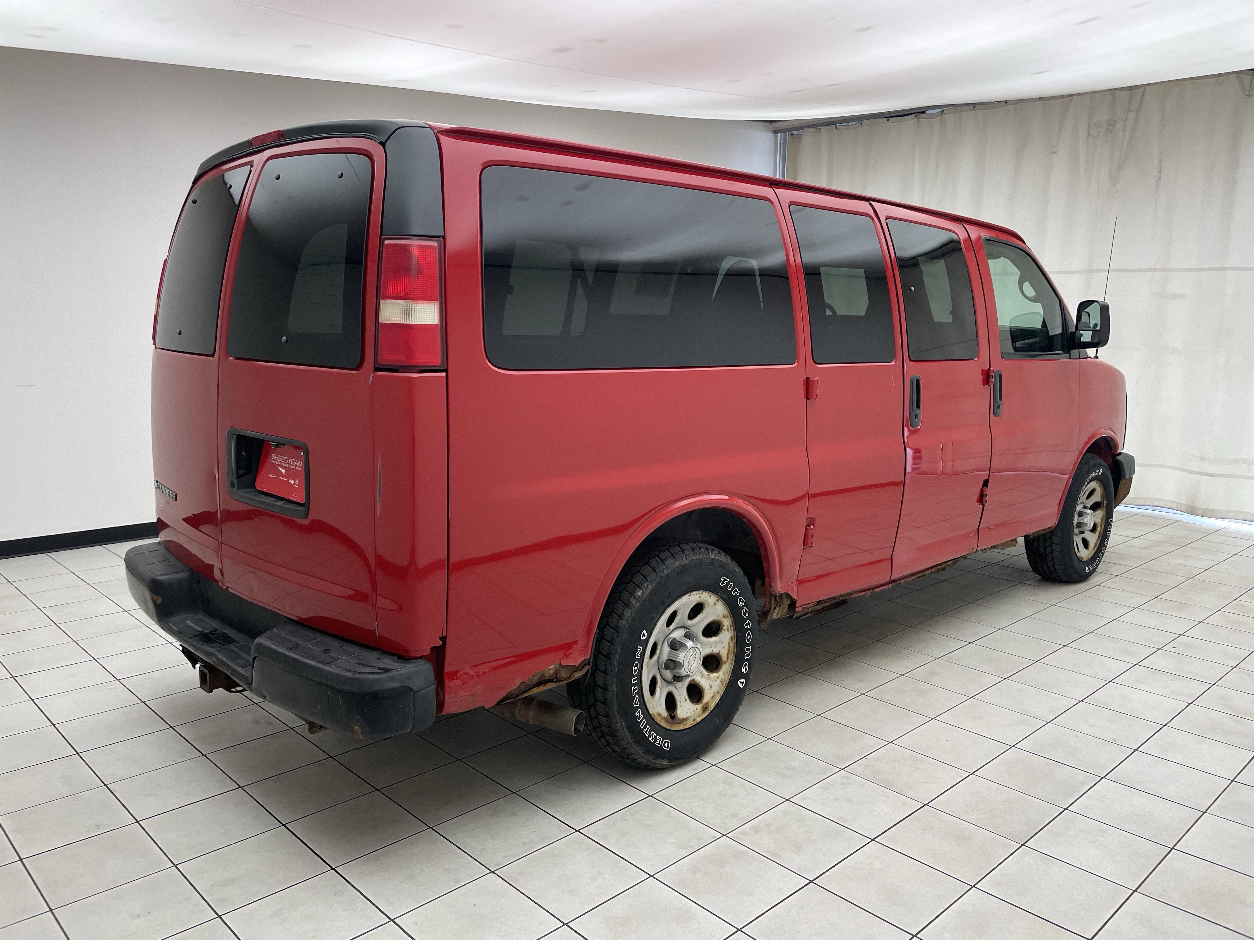 2009 Chevrolet Express Passenger Work Van