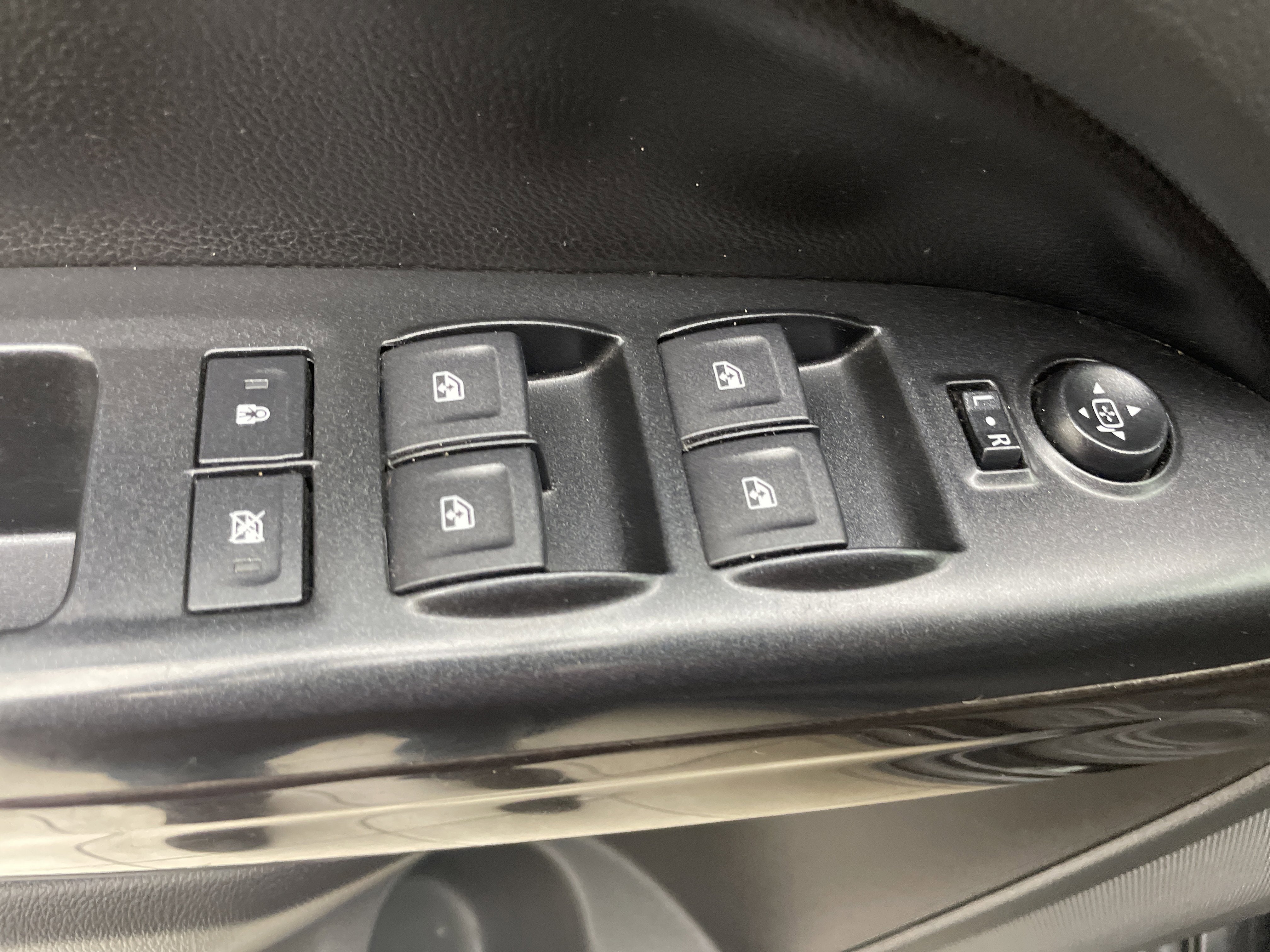 2021 GMC Canyon 4WD Crew Cab Short Box Elevation