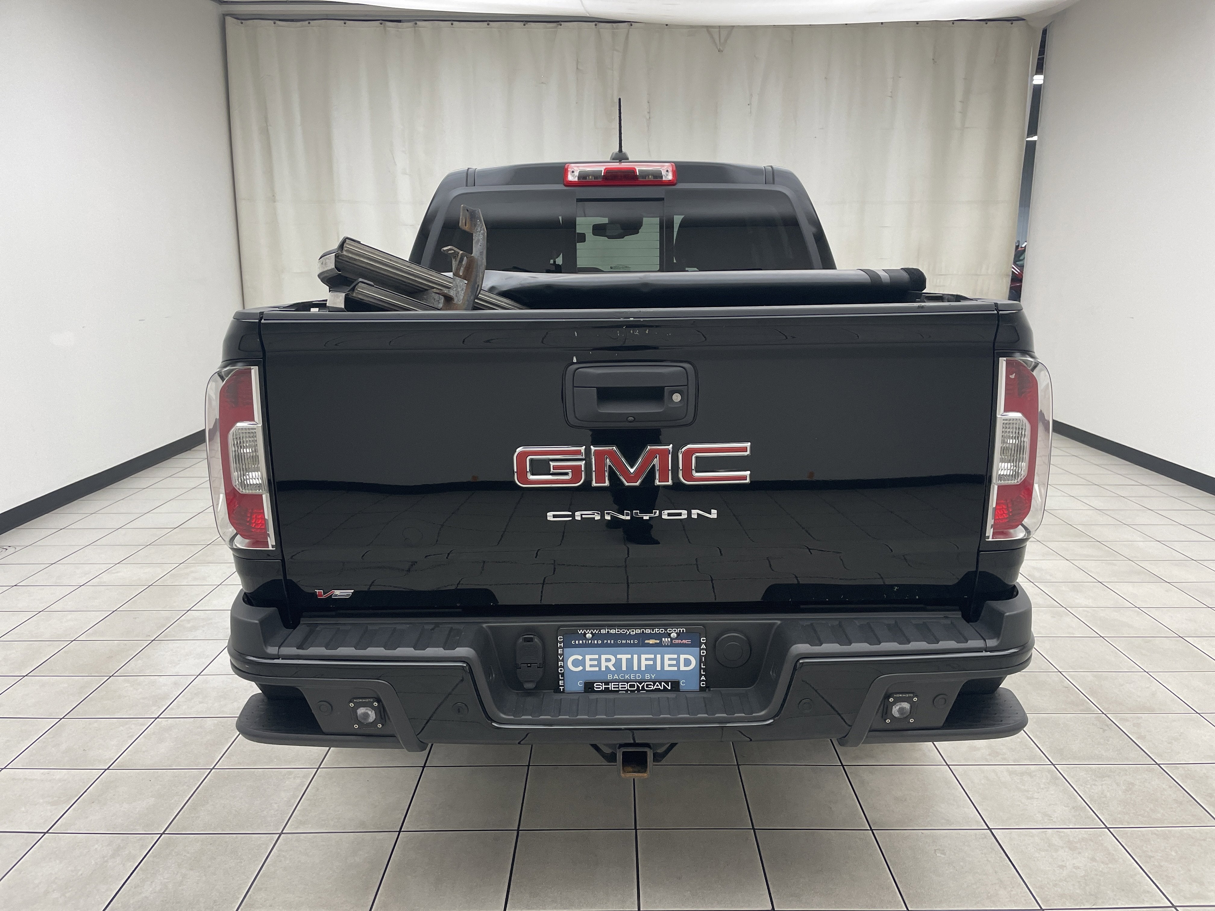 2021 GMC Canyon 4WD Crew Cab Short Box Elevation
