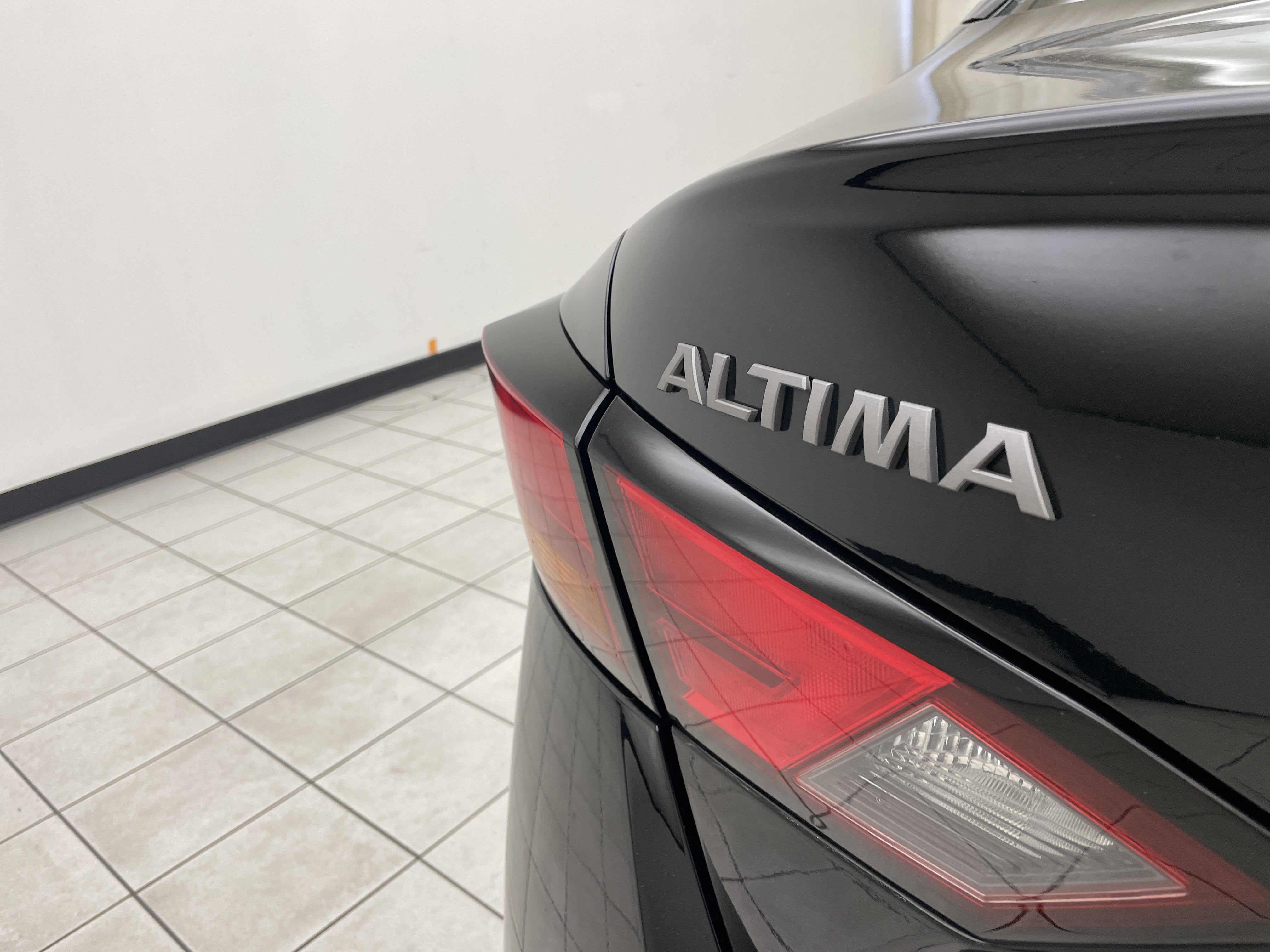 2024 Nissan Altima SR FWD