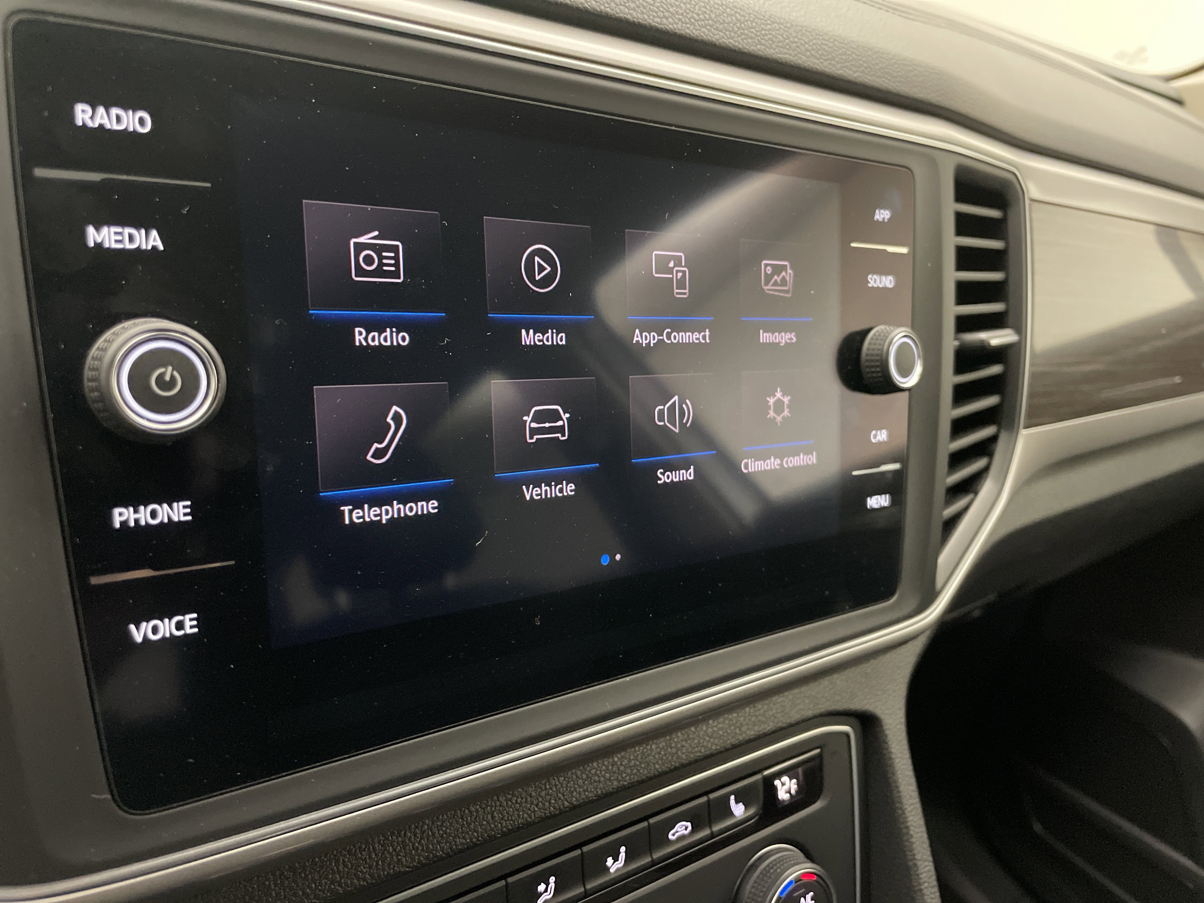 2019 Volkswagen Atlas 3.6L V6 SE w/Technology
