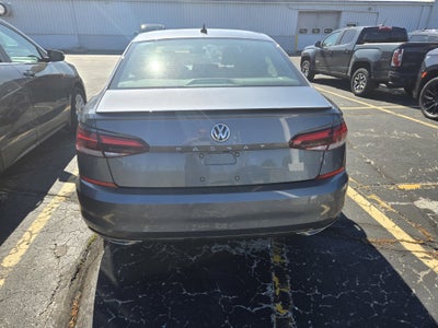 2021 Volkswagen Passat 2.0T R-Line