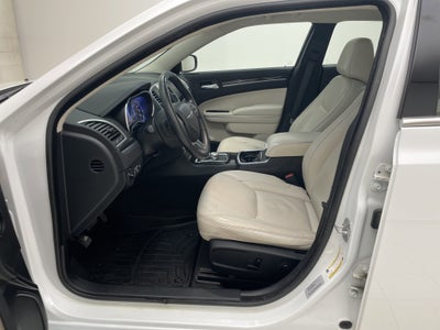 2015 Chrysler 300 Limited