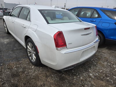 2015 Chrysler 300 Limited