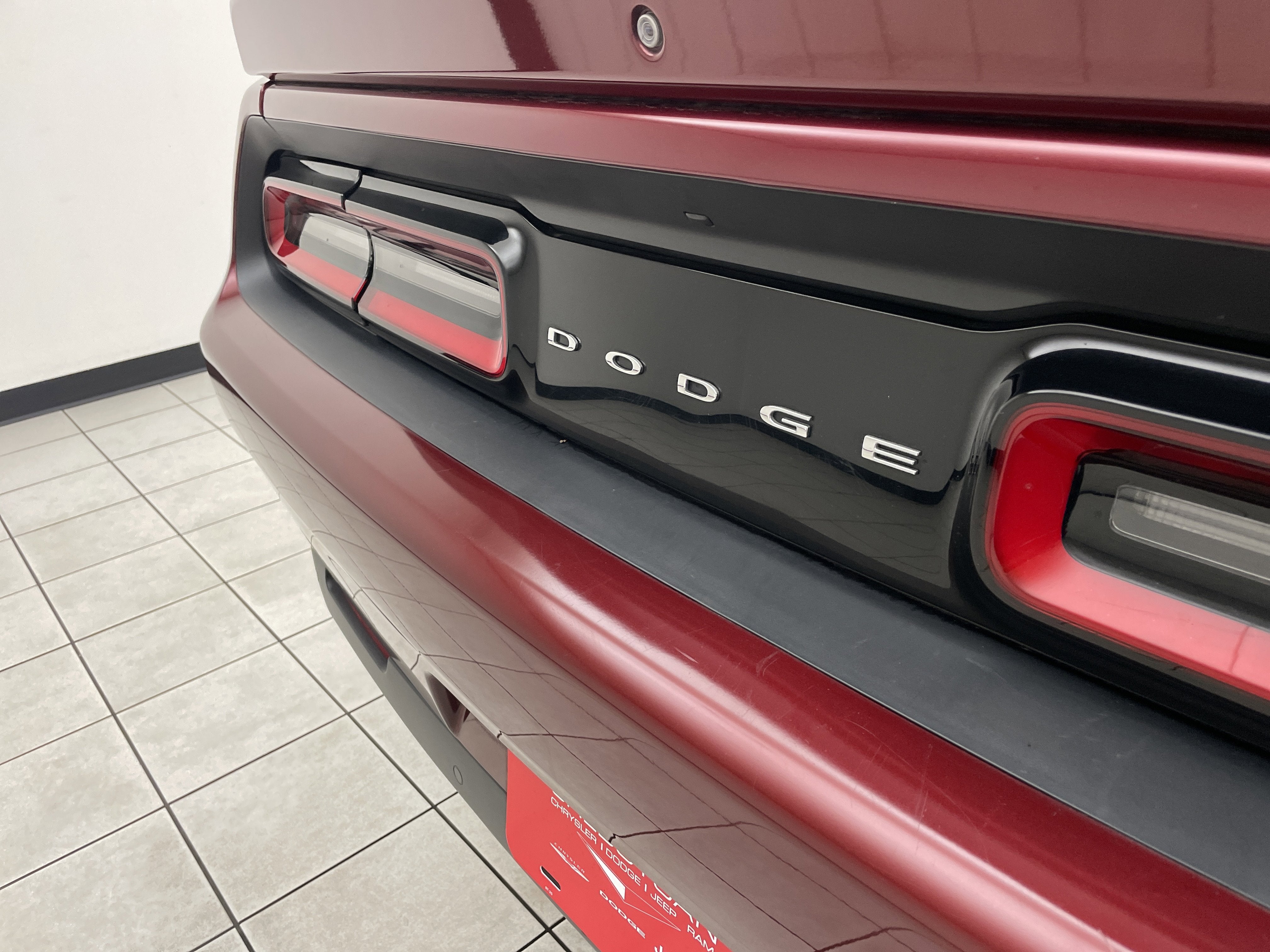 2018 Dodge Challenger SXT Plus