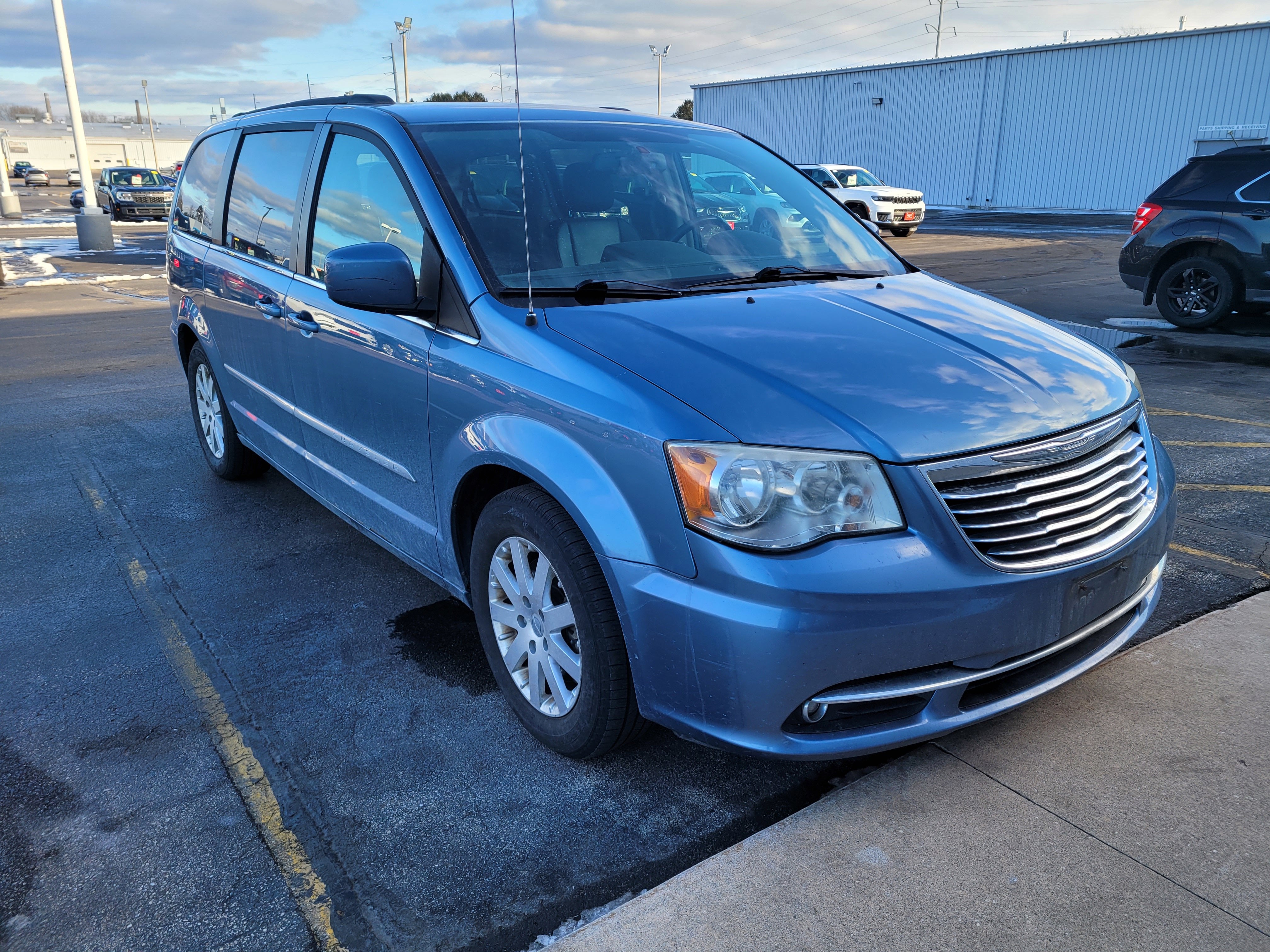 2012 Chrysler Town & Country Touring