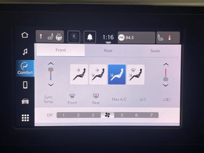 2024 Chrysler Voyager LX