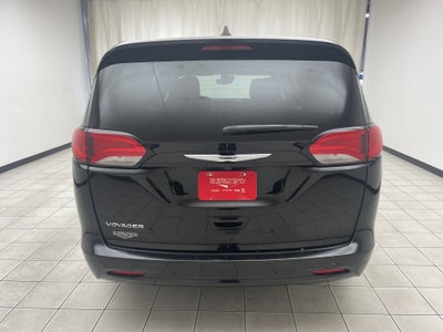 2024 Chrysler Voyager LX