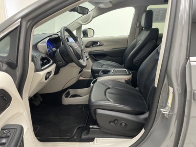 2023 Chrysler Pacifica Touring L AWD