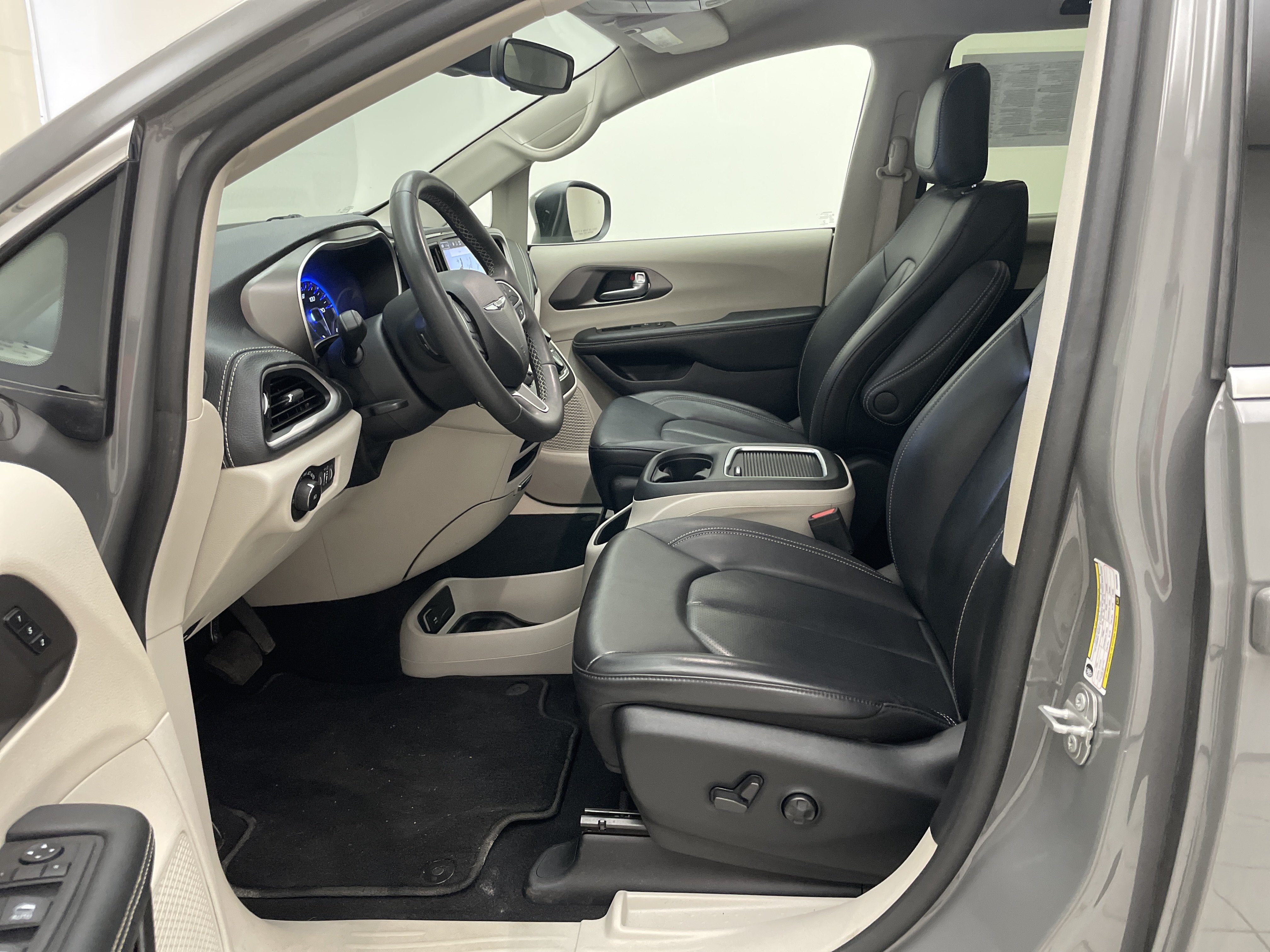 2023 Chrysler Pacifica Touring L AWD