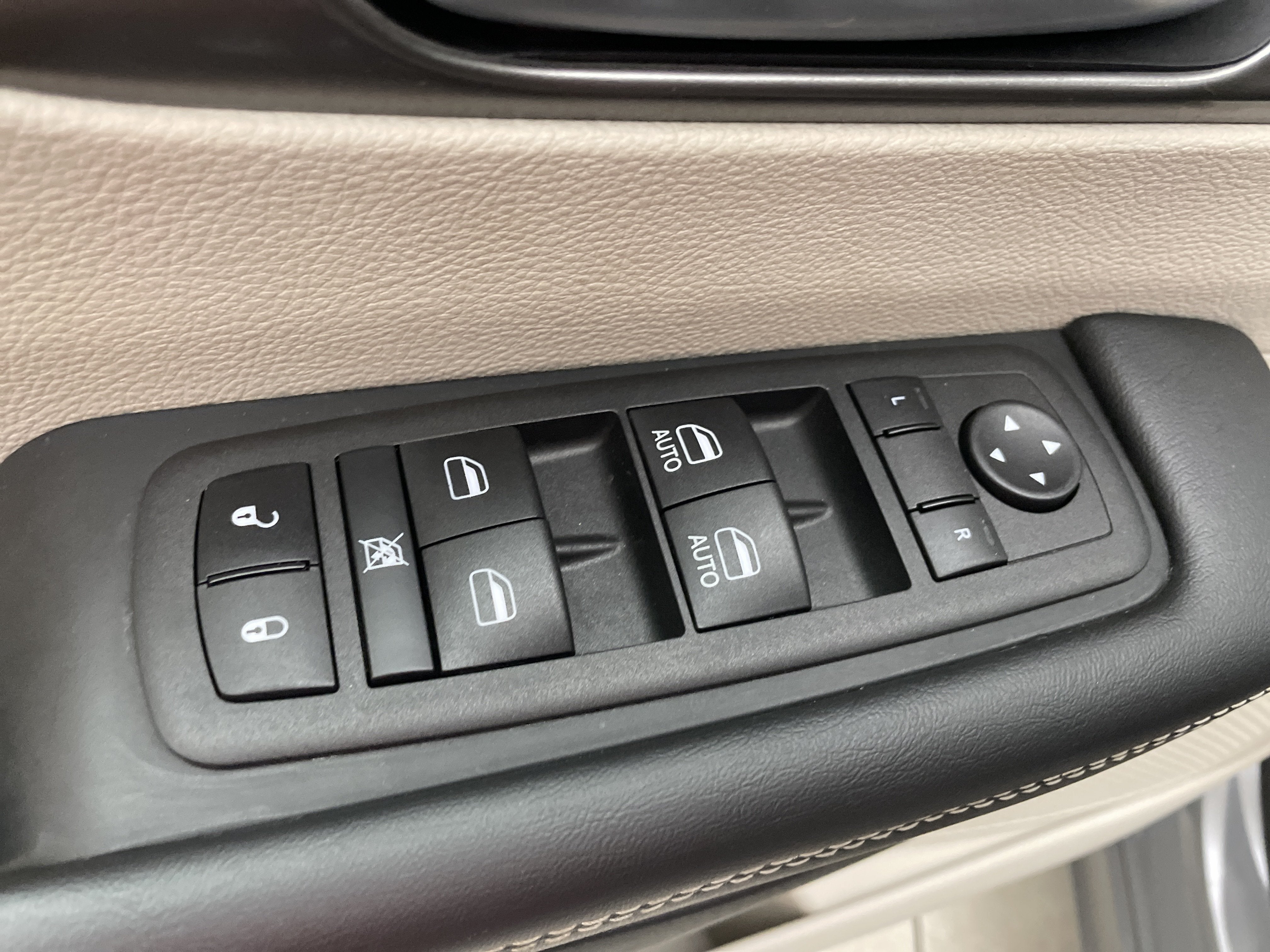 2023 Chrysler Pacifica Touring L AWD