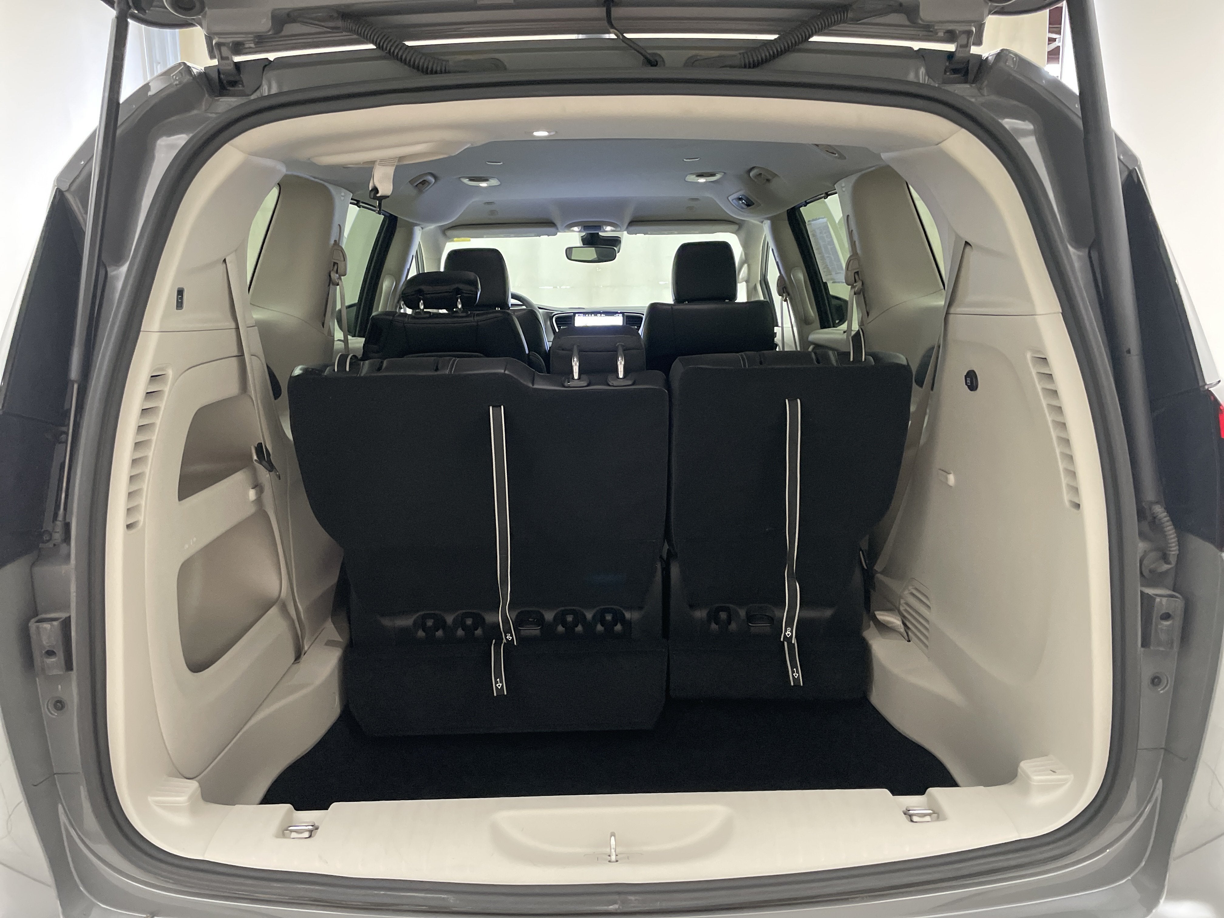 2023 Chrysler Pacifica Touring L AWD