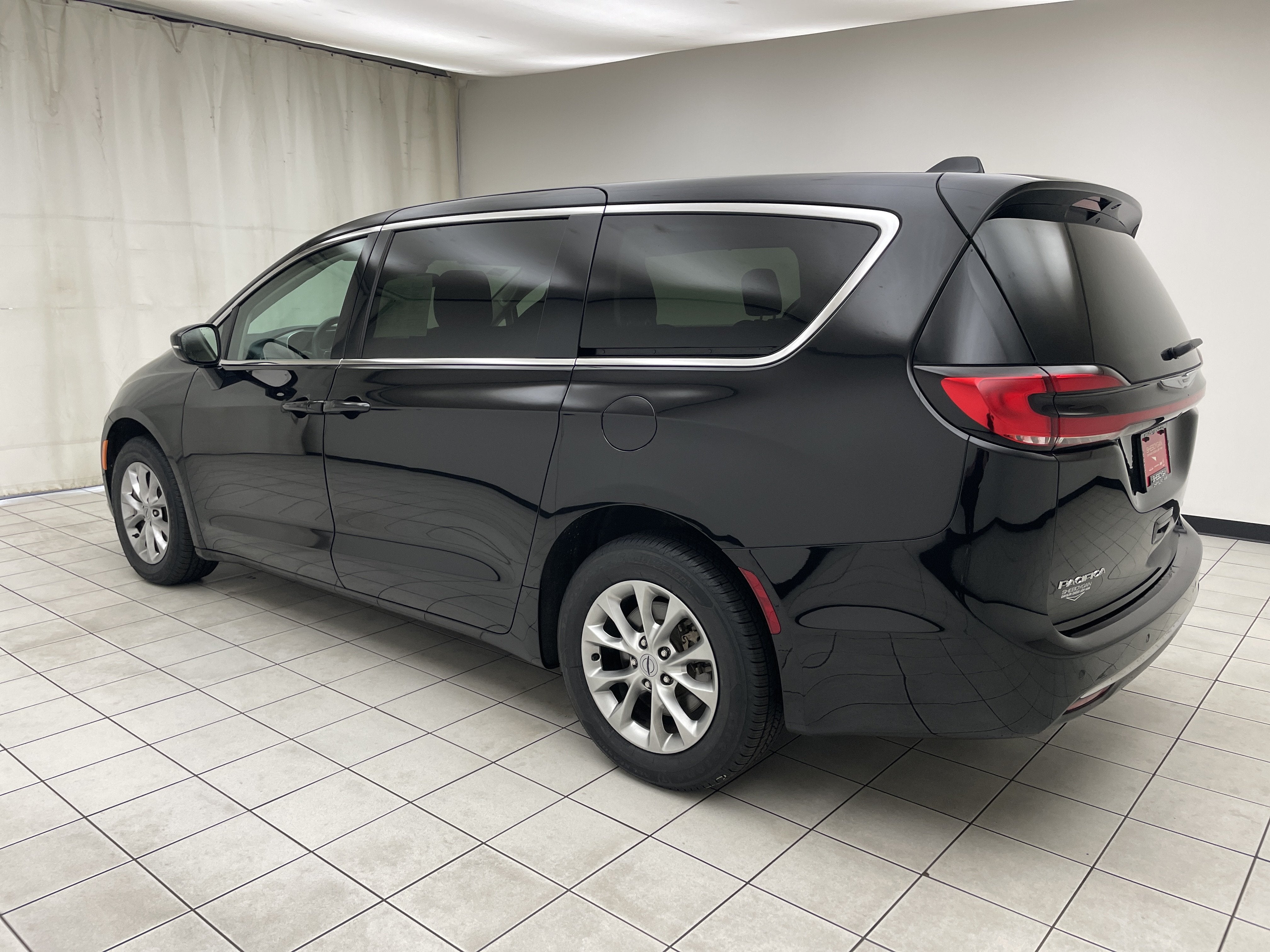 2024 Chrysler Pacifica Touring L AWD