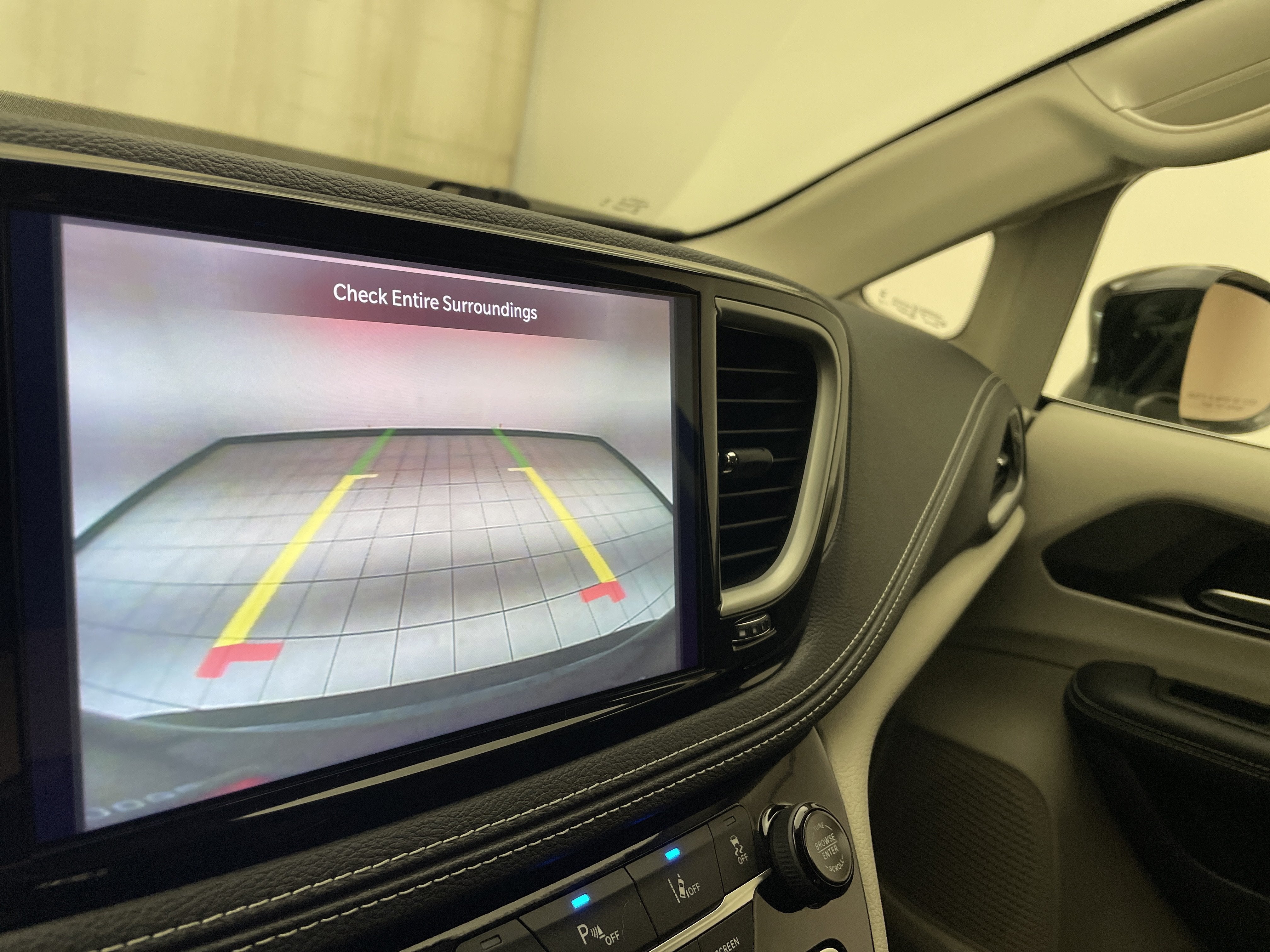 2024 Chrysler Pacifica Touring L AWD