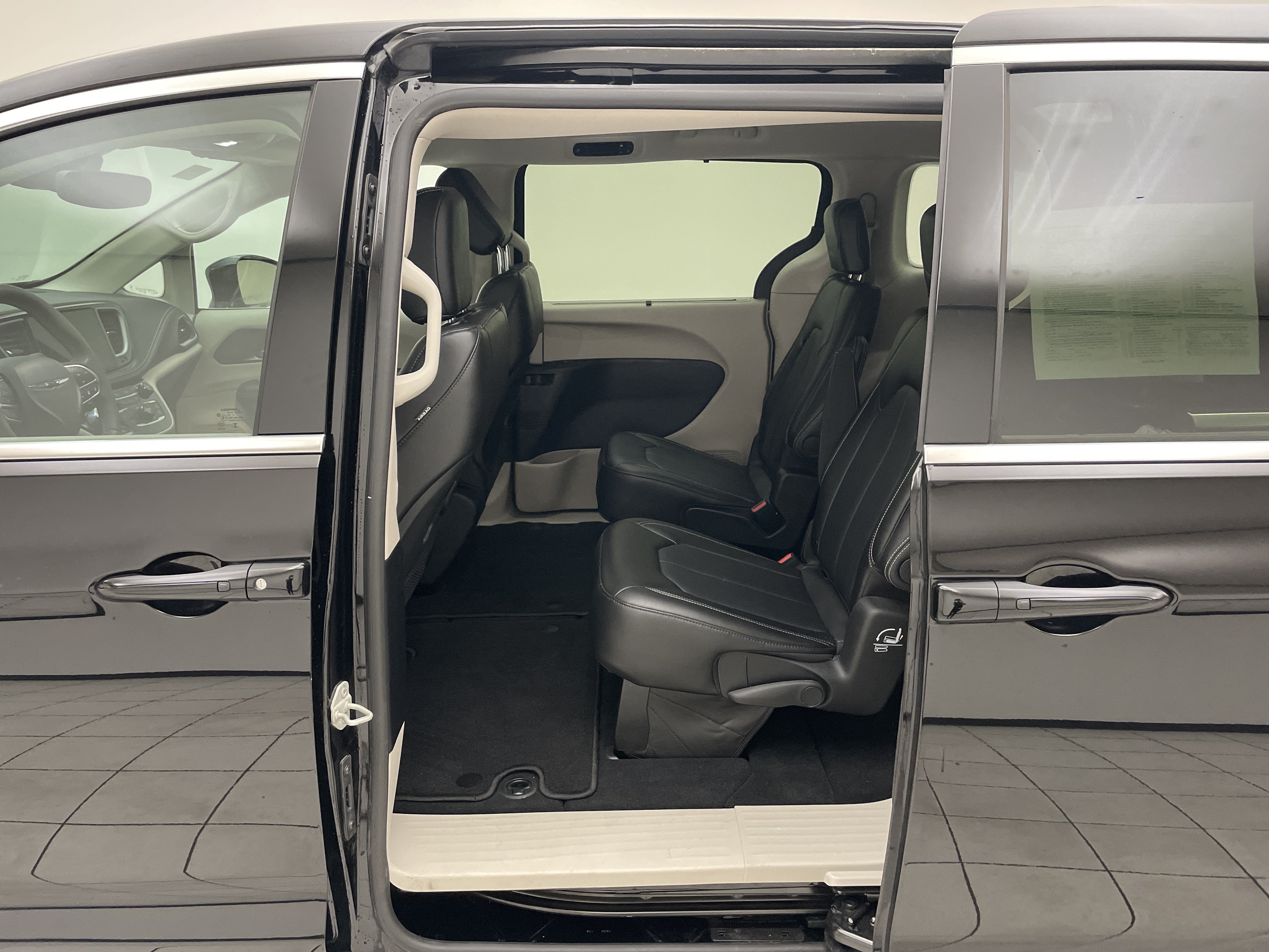 2024 Chrysler Pacifica Touring L AWD