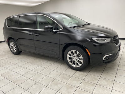 2024 Chrysler Pacifica Touring L AWD
