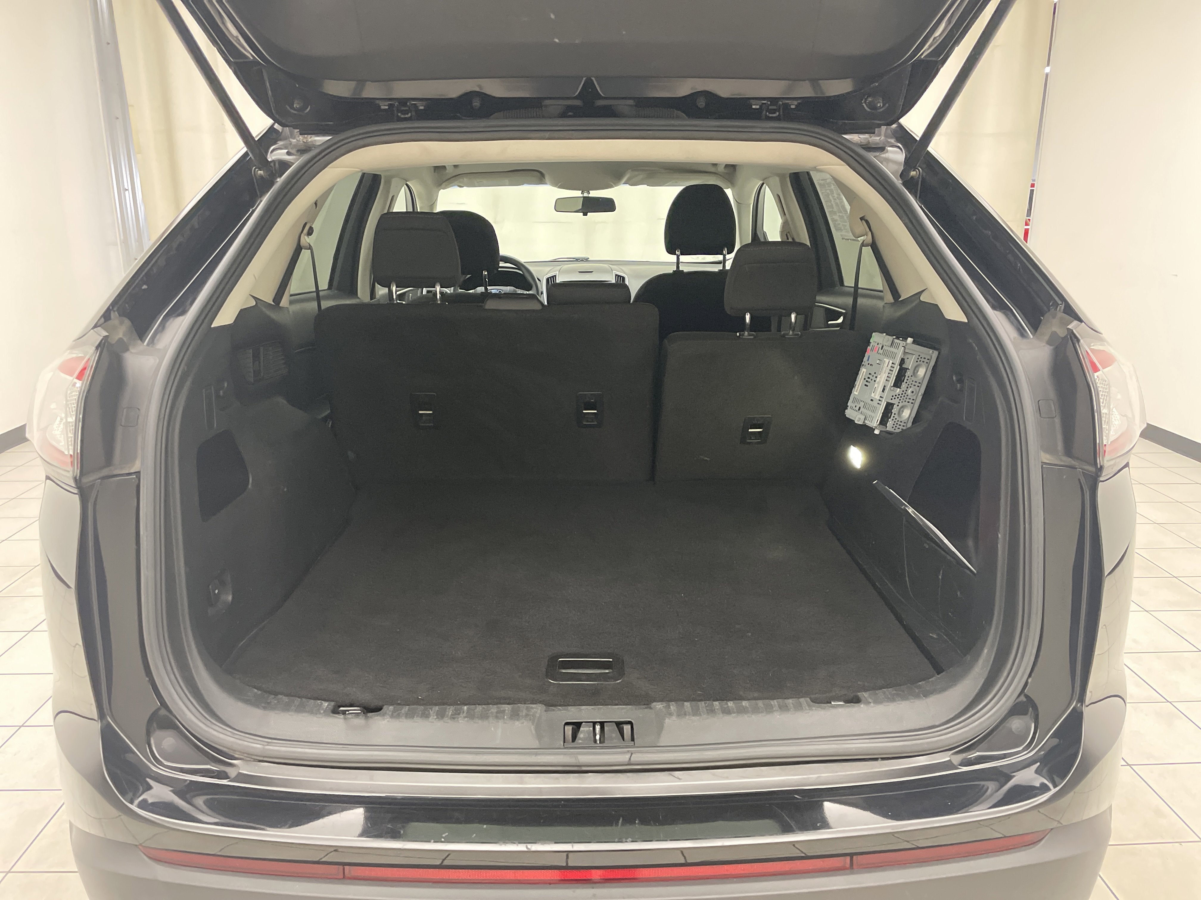 2016 Ford Edge SE