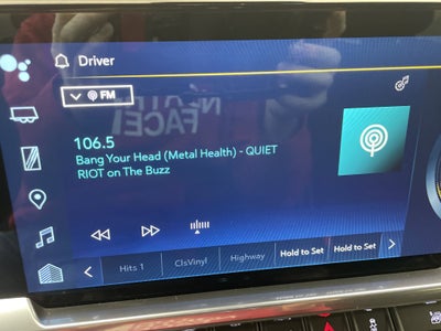 2022 Chevrolet Silverado 1500 4WD Crew Cab Standard Bed LT