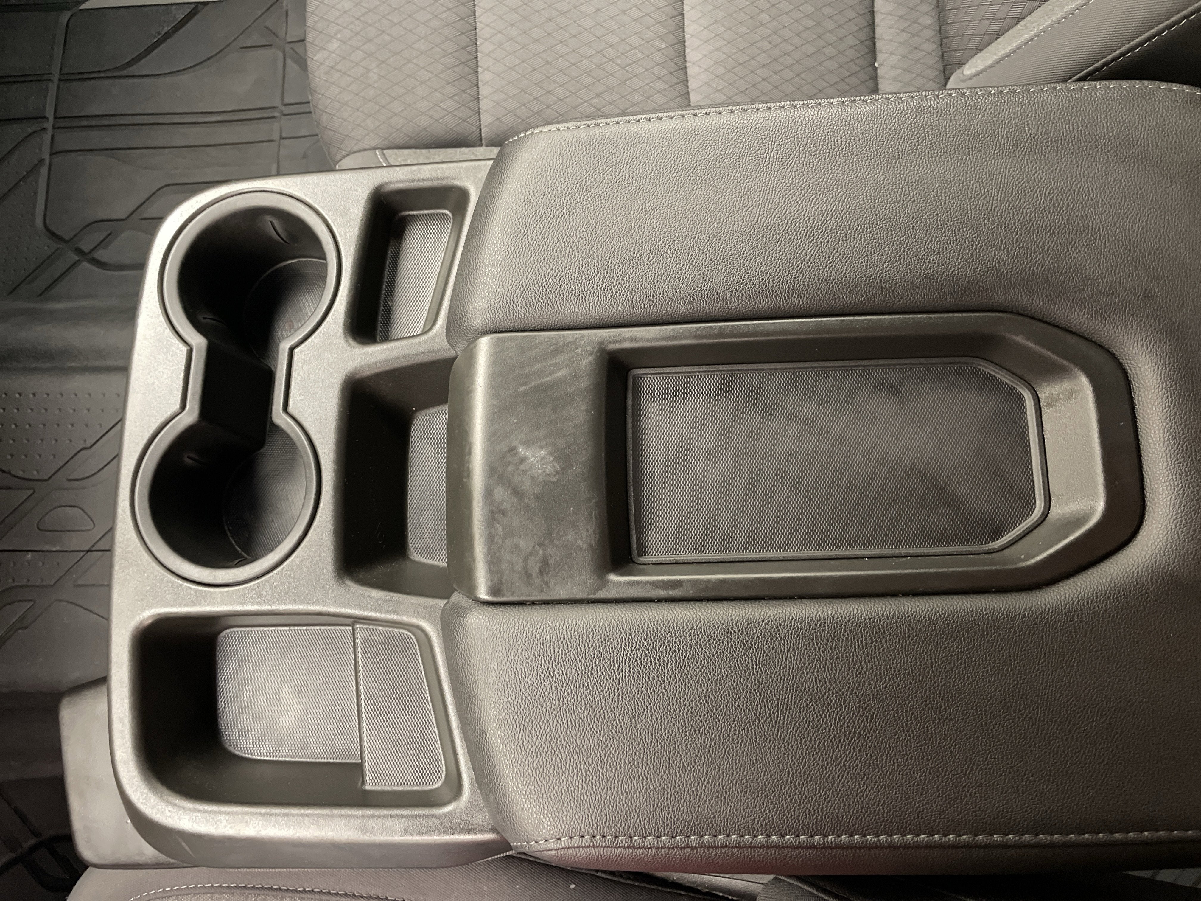 2022 Chevrolet Silverado 1500 4WD Crew Cab Standard Bed LT