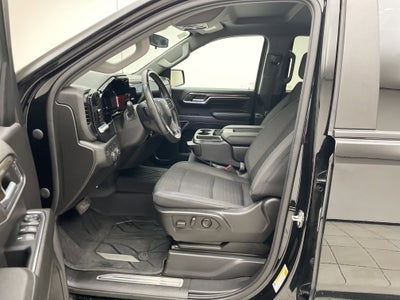 2022 Chevrolet Silverado 1500 4WD Crew Cab Standard Bed LT