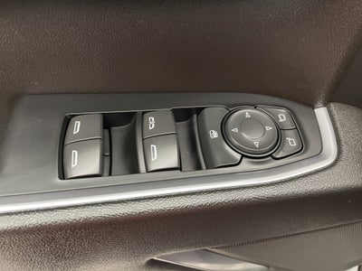 2022 Chevrolet Silverado 1500 4WD Crew Cab Standard Bed LT