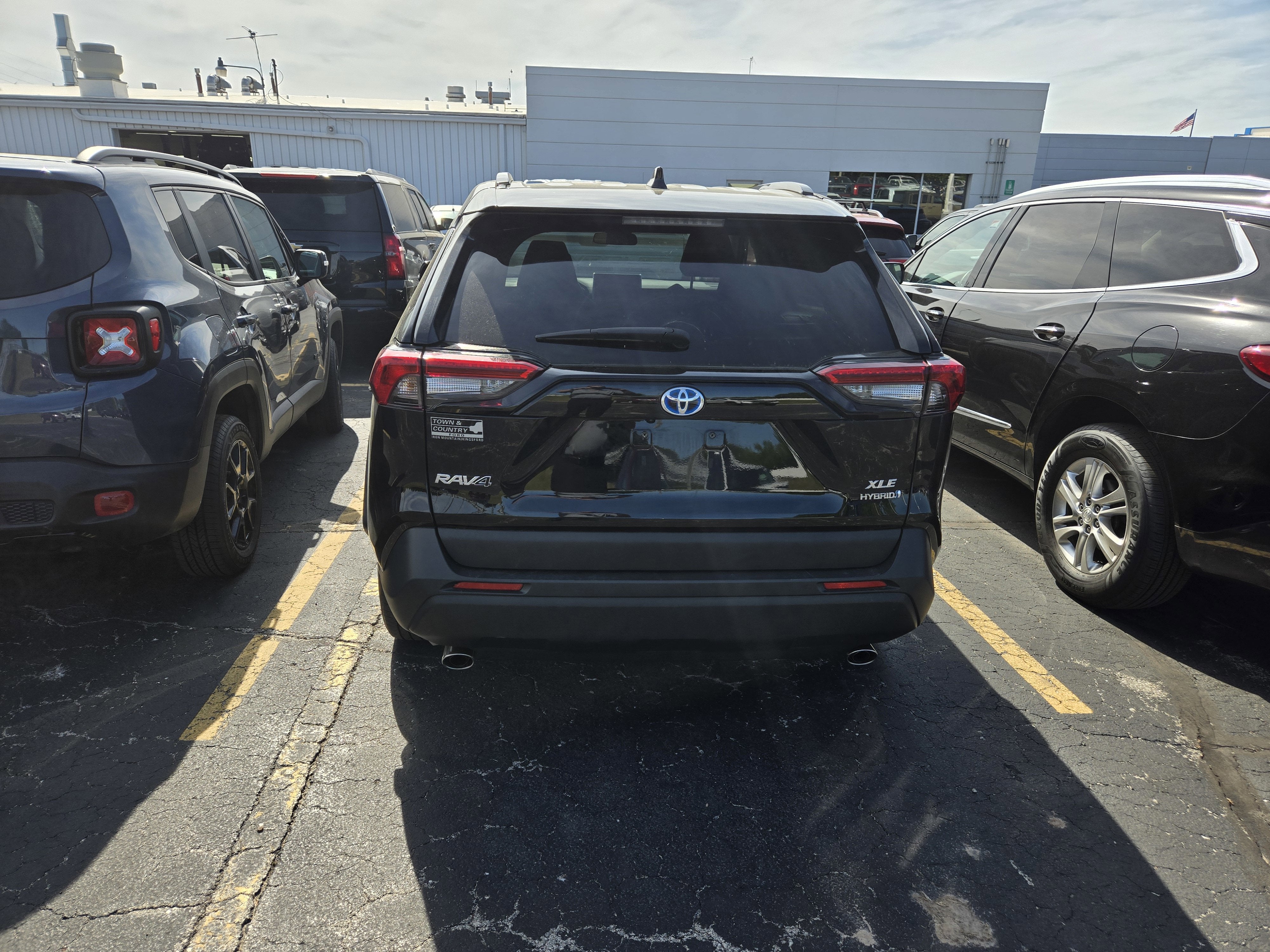 2024 Toyota RAV4 Hybrid XLE