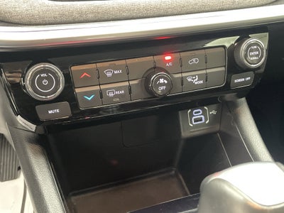 2022 Jeep Compass Latitude FWD