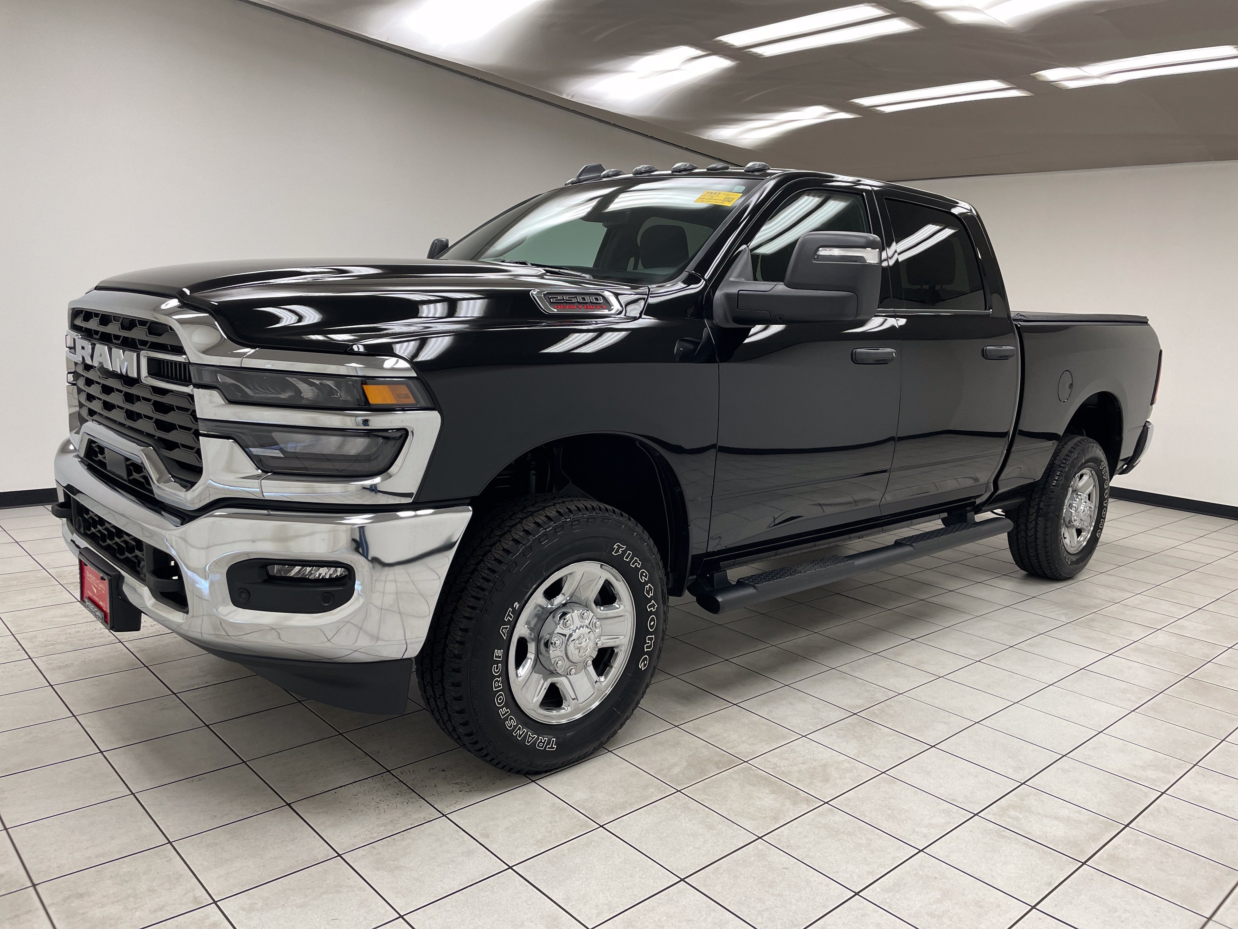 2025 RAM 2500 Tradesman Crew Cab 4x4 6'4' Box