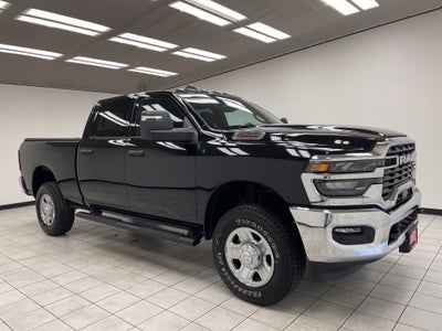 2025 RAM 2500 Tradesman Crew Cab 4x4 6'4' Box