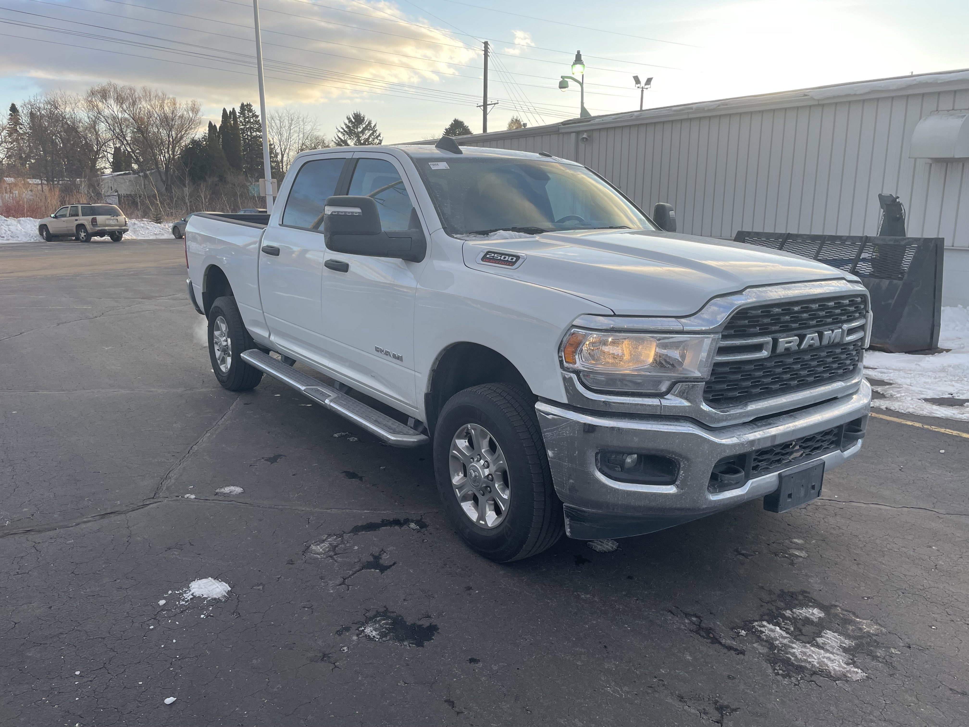 2024 RAM 2500 Big Horn Crew Cab 4x4 6'4' Box