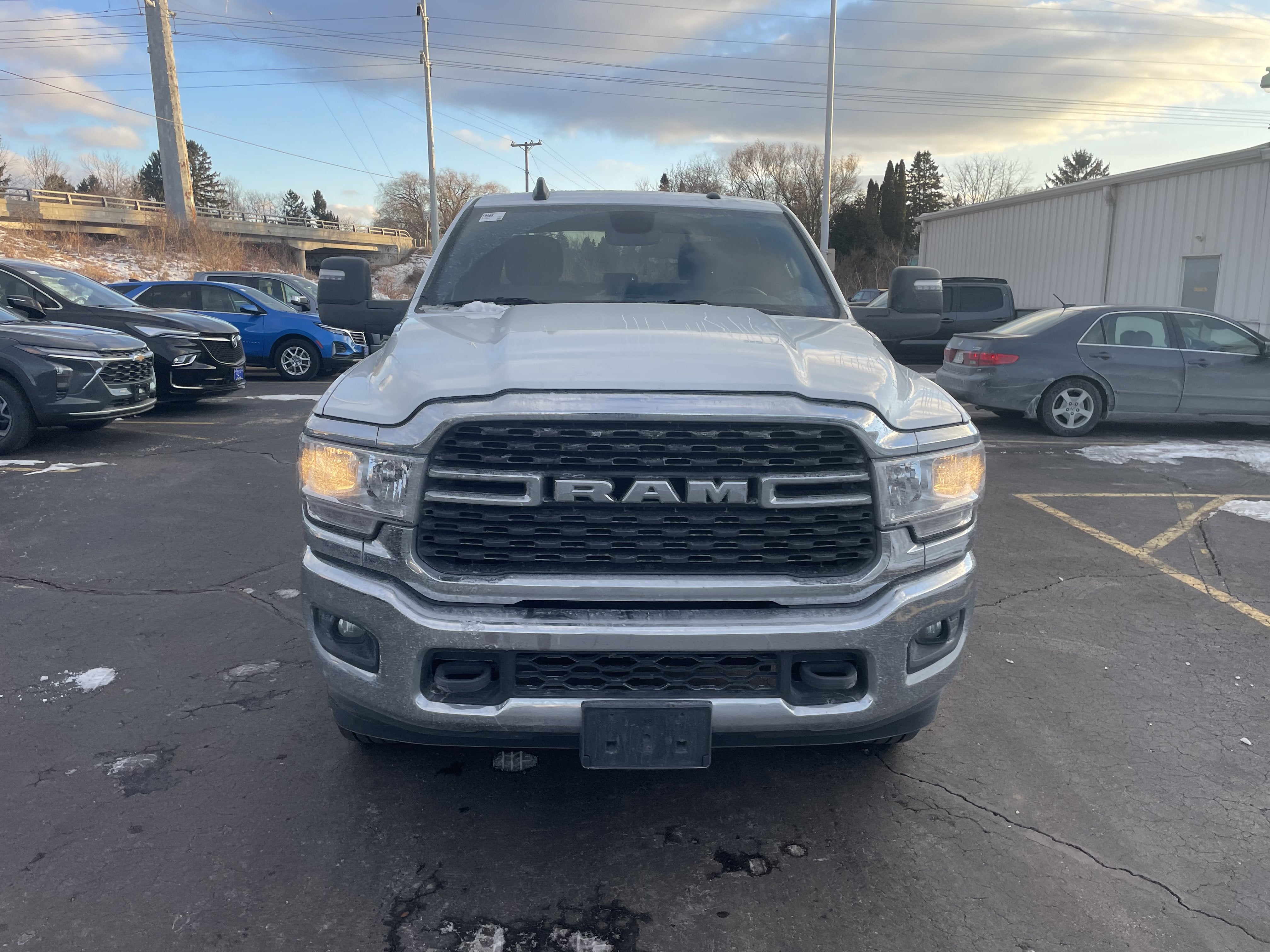 2024 RAM 2500 Big Horn Crew Cab 4x4 6'4' Box
