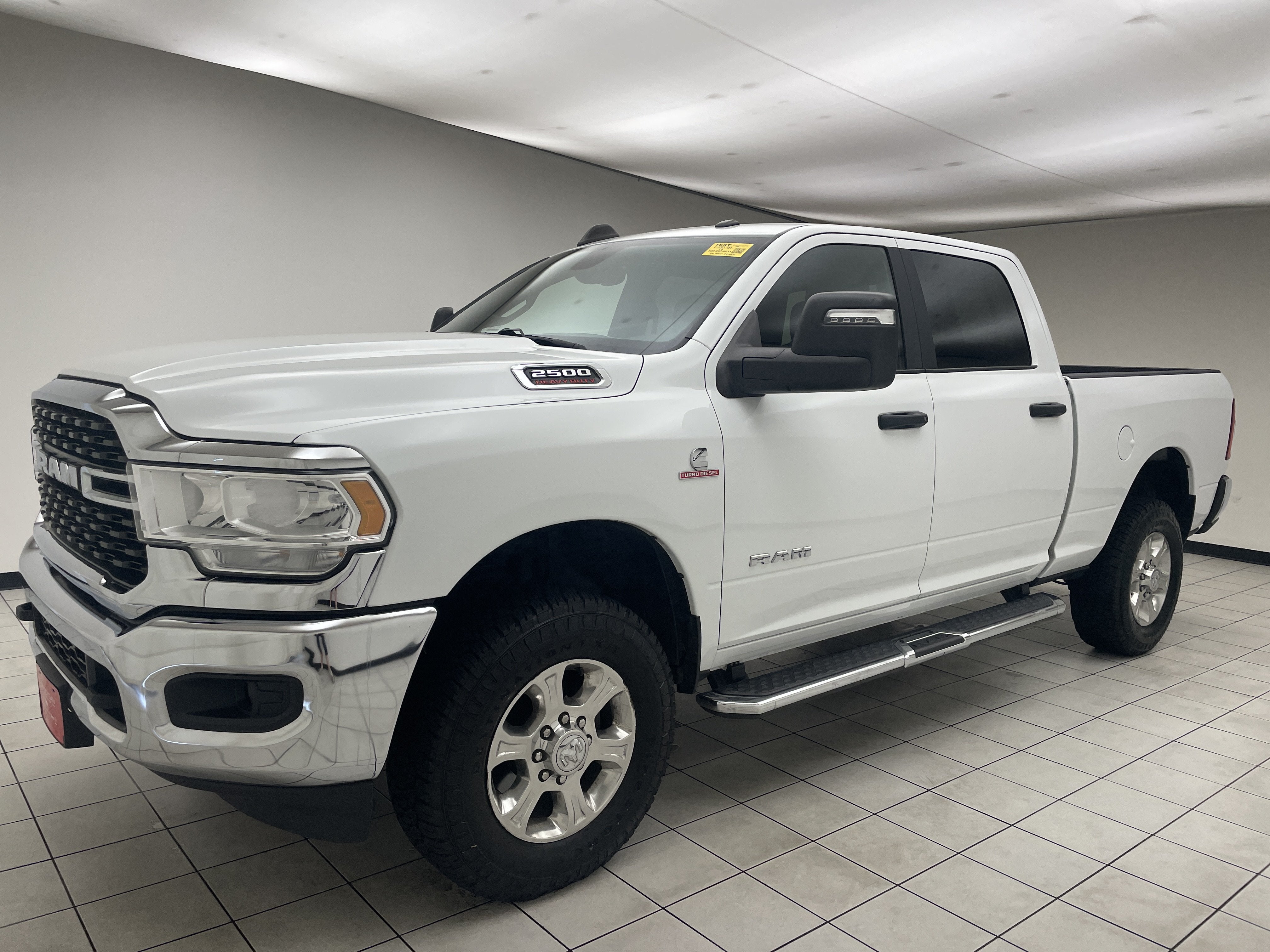 2023 RAM 2500 Big Horn Crew Cab 4x4 6'4' Box