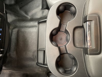 2018 RAM 2500 Tradesman Crew Cab 4x4 8' Box