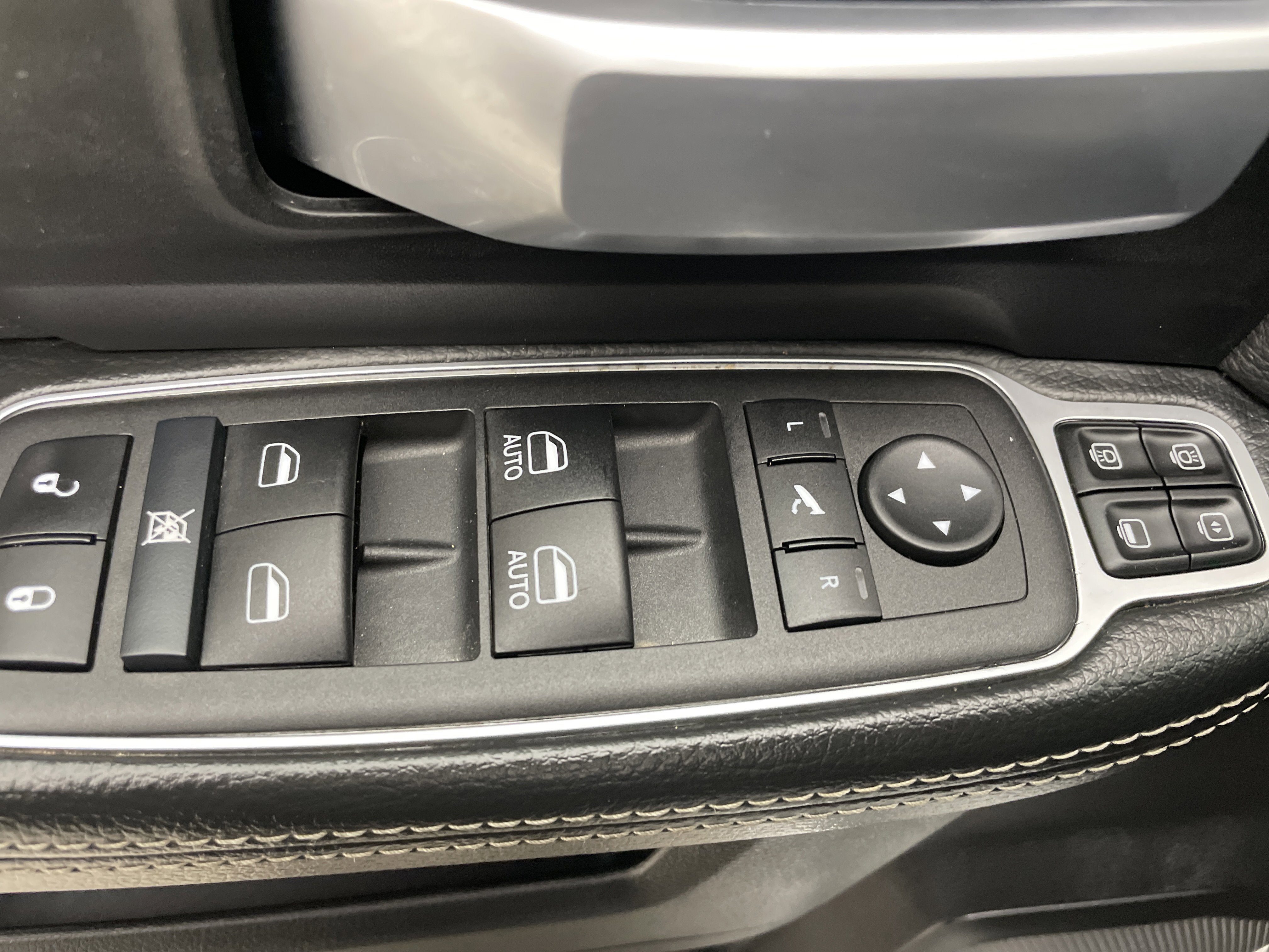 2024 RAM 2500 Big Horn Crew Cab 4x4 8' Box