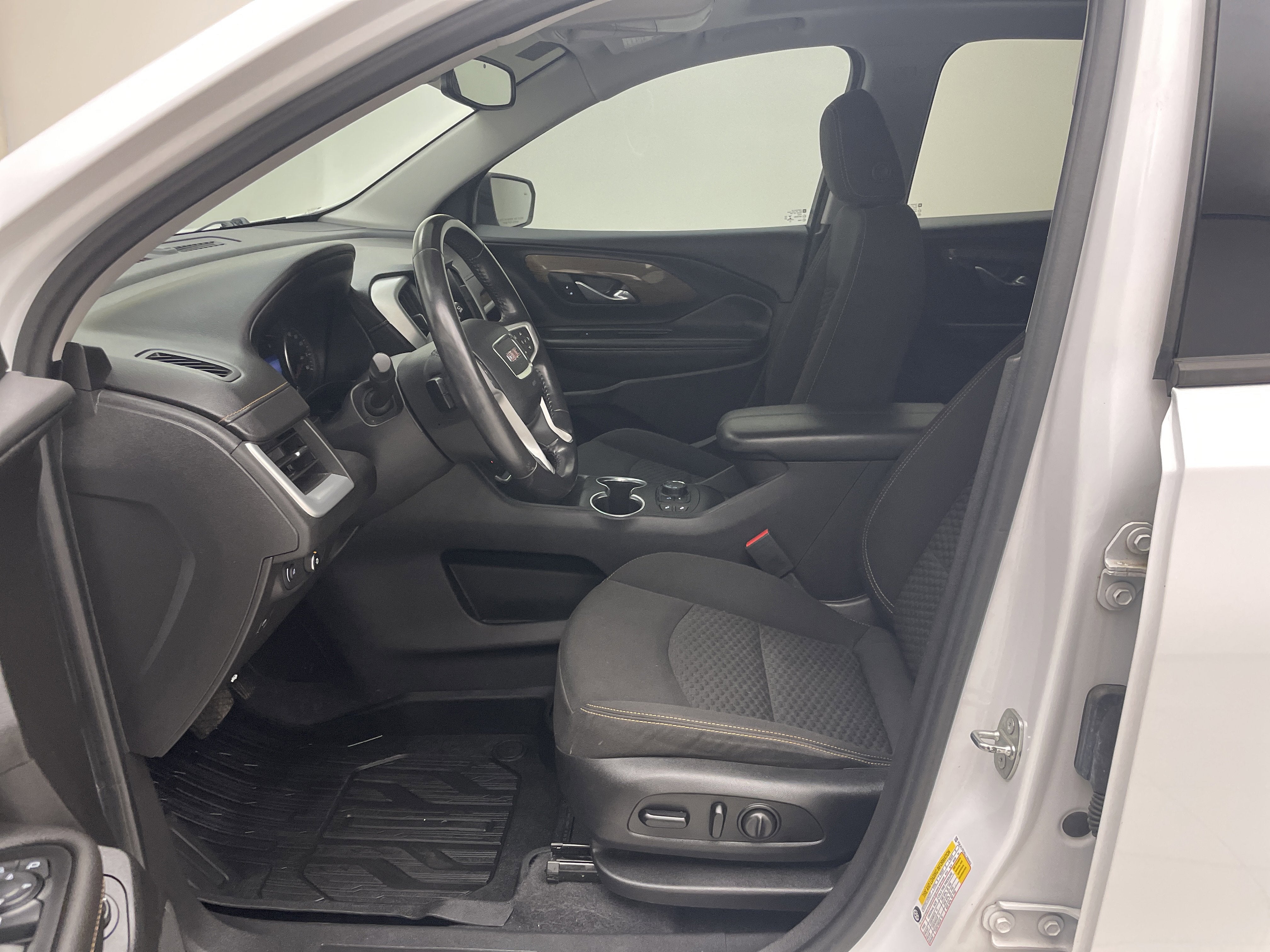 2020 GMC Terrain AWD SLE