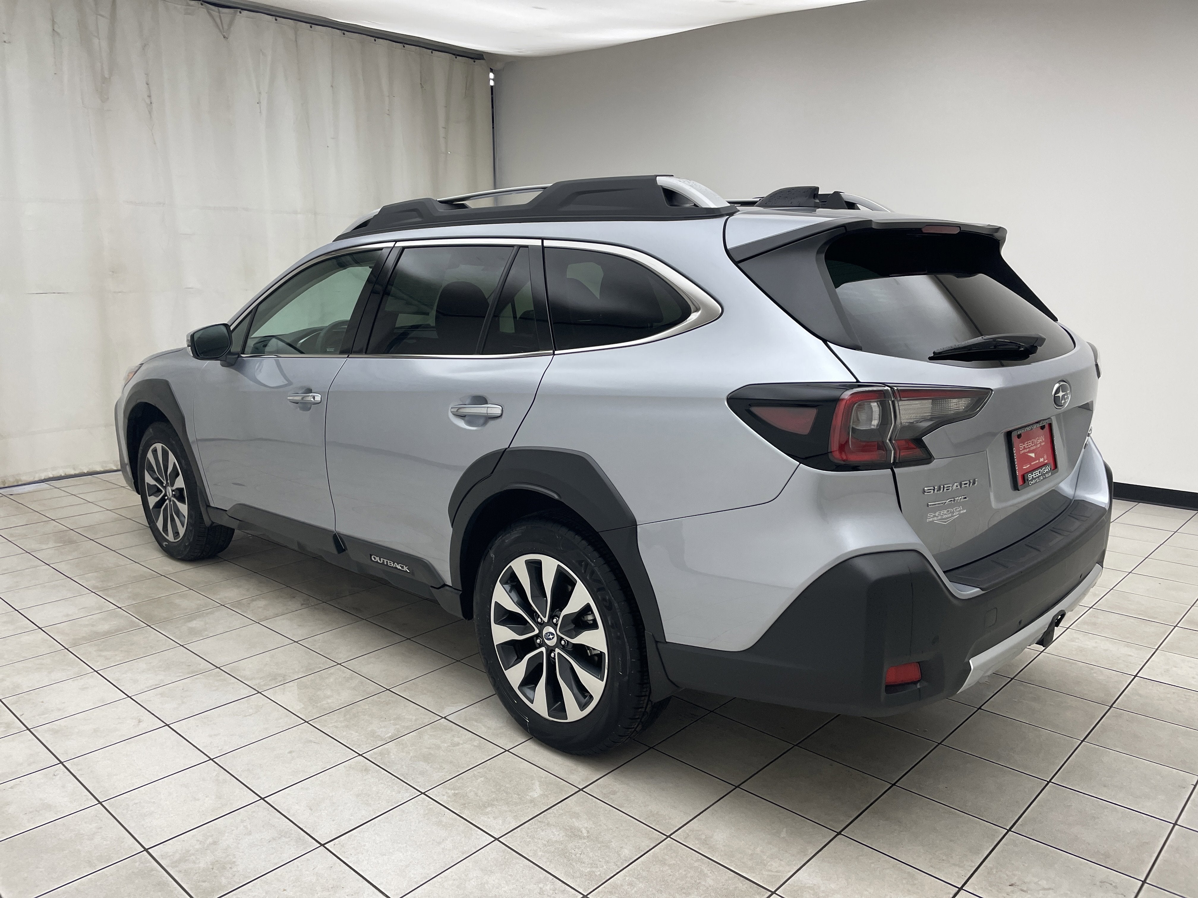 2024 Subaru Outback Touring XT