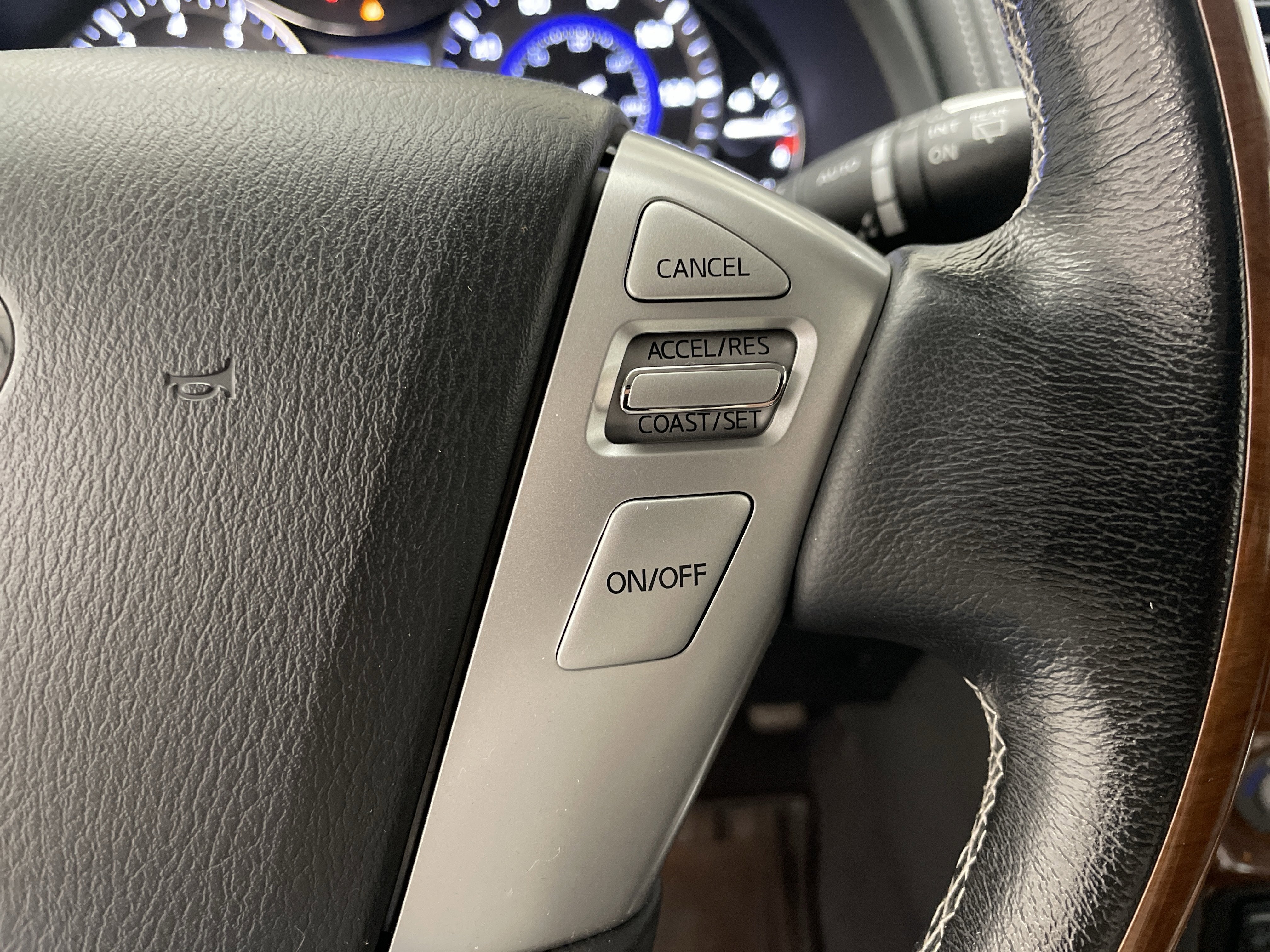 2019 INFINITI QX80 LUXE