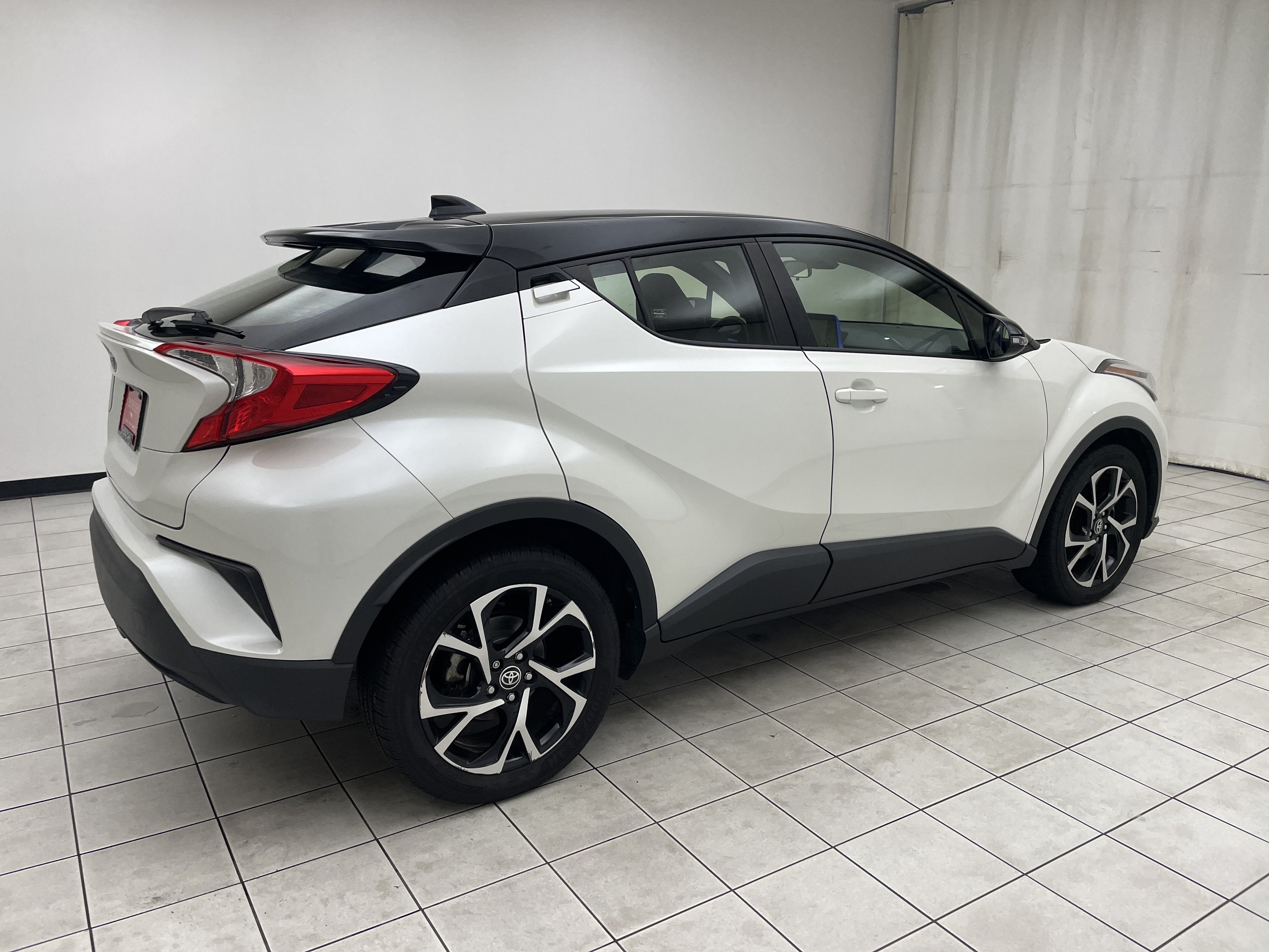2020 Toyota C-HR LE
