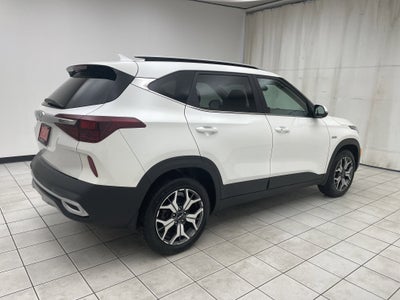 2023 Kia Seltos EX