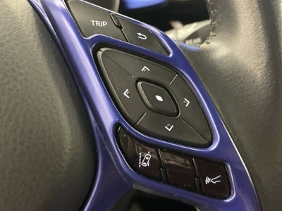 2020 Toyota C-HR LE