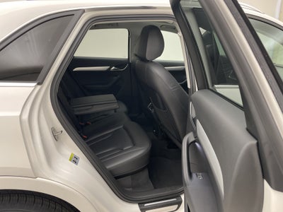 2016 Audi Q3 2.0T Progressiv