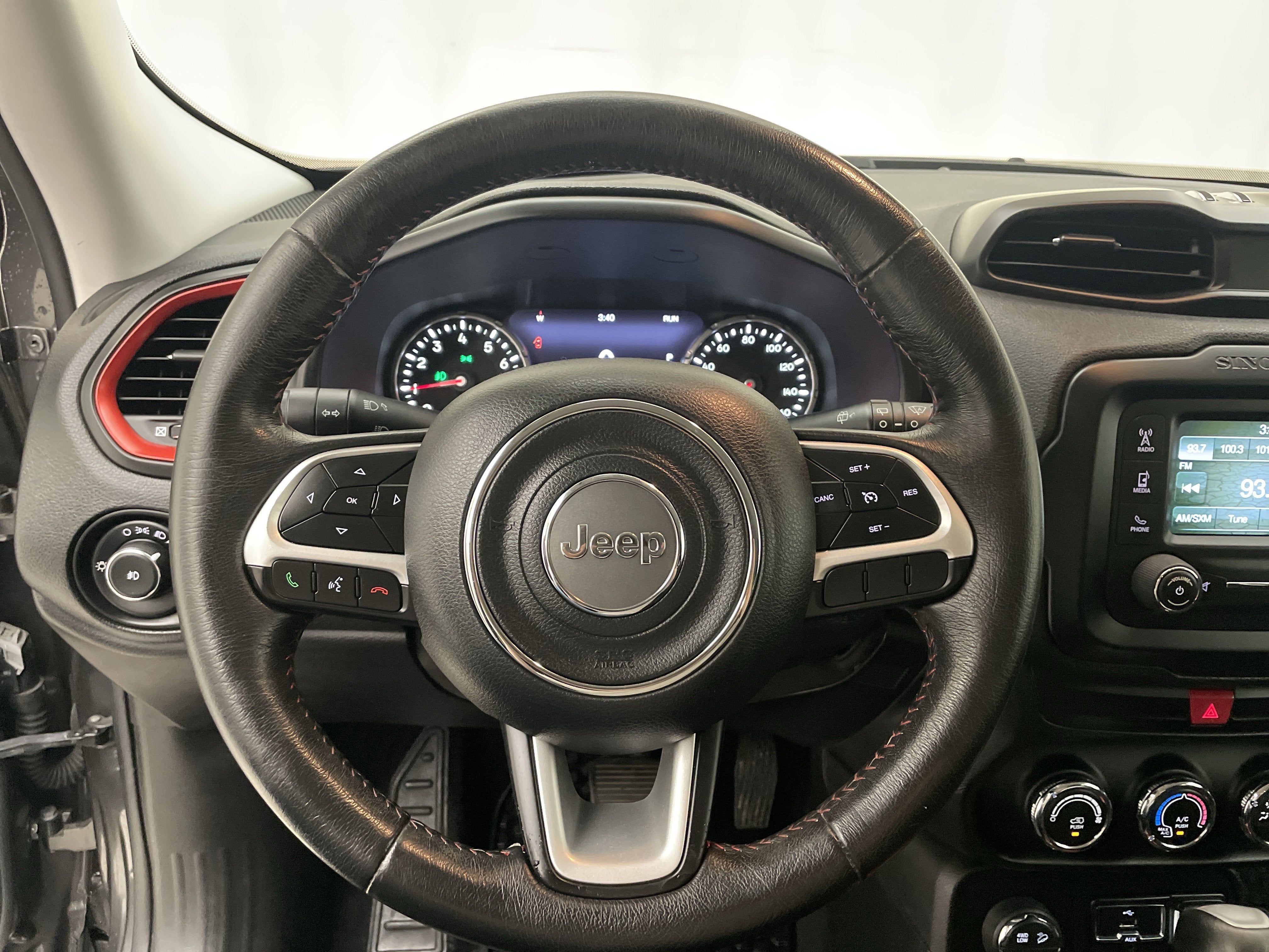 2016 Jeep Renegade Trailhawk