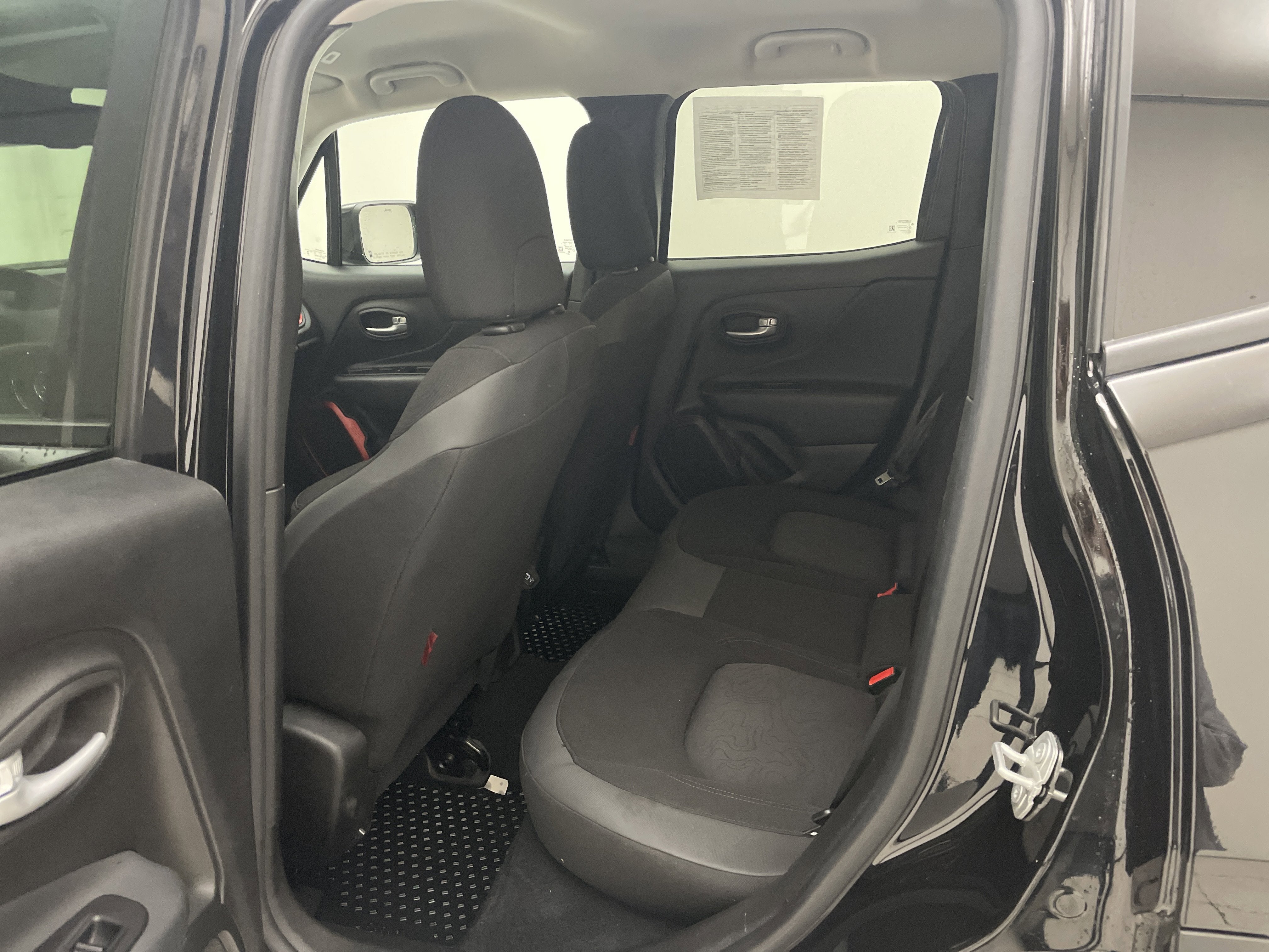 2023 Jeep Renegade Trailhawk 4x4