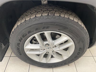 2017 Jeep Grand Cherokee Laredo 4x4